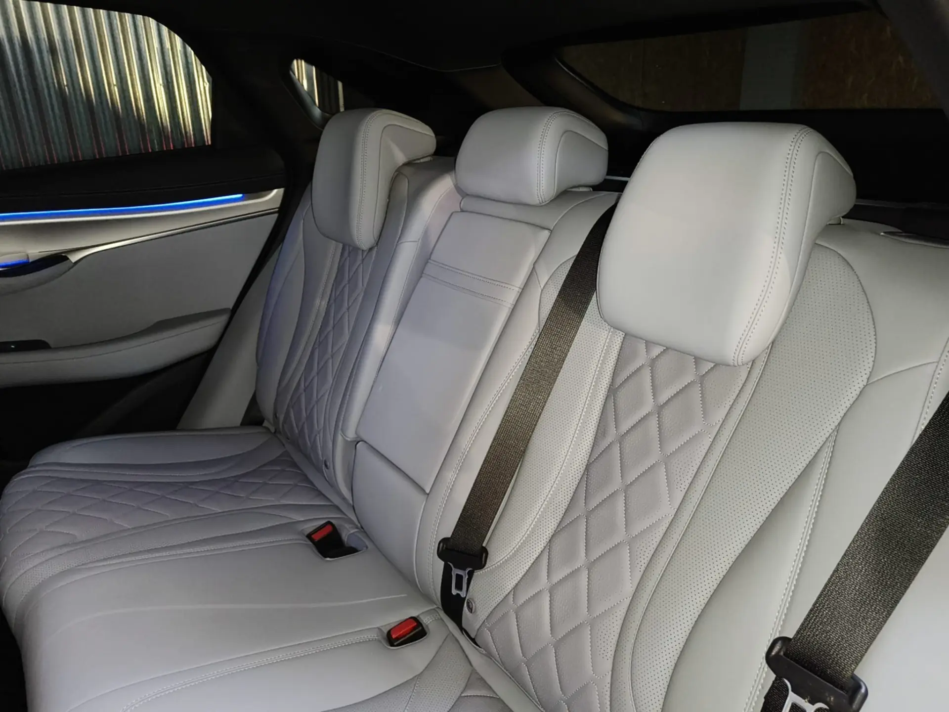 BYD Sealion 7 Sealion7 91.3 kWh Excellence AWD 37