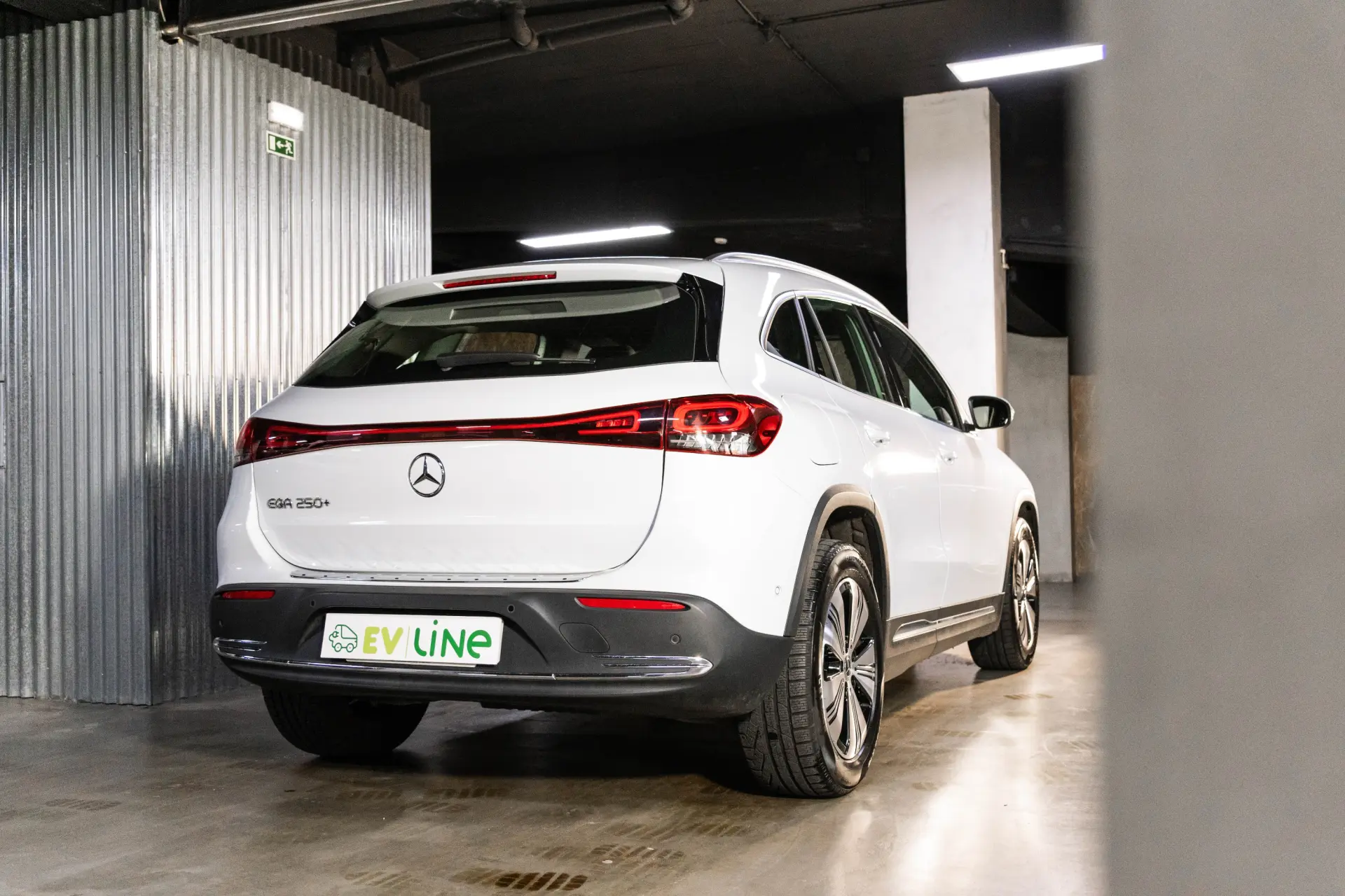 Mercedes-Benz EQA 250+ Progressive 9