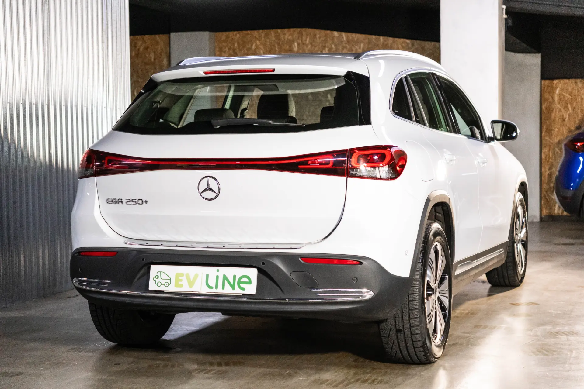 Mercedes-Benz EQA 250+ Progressive 10