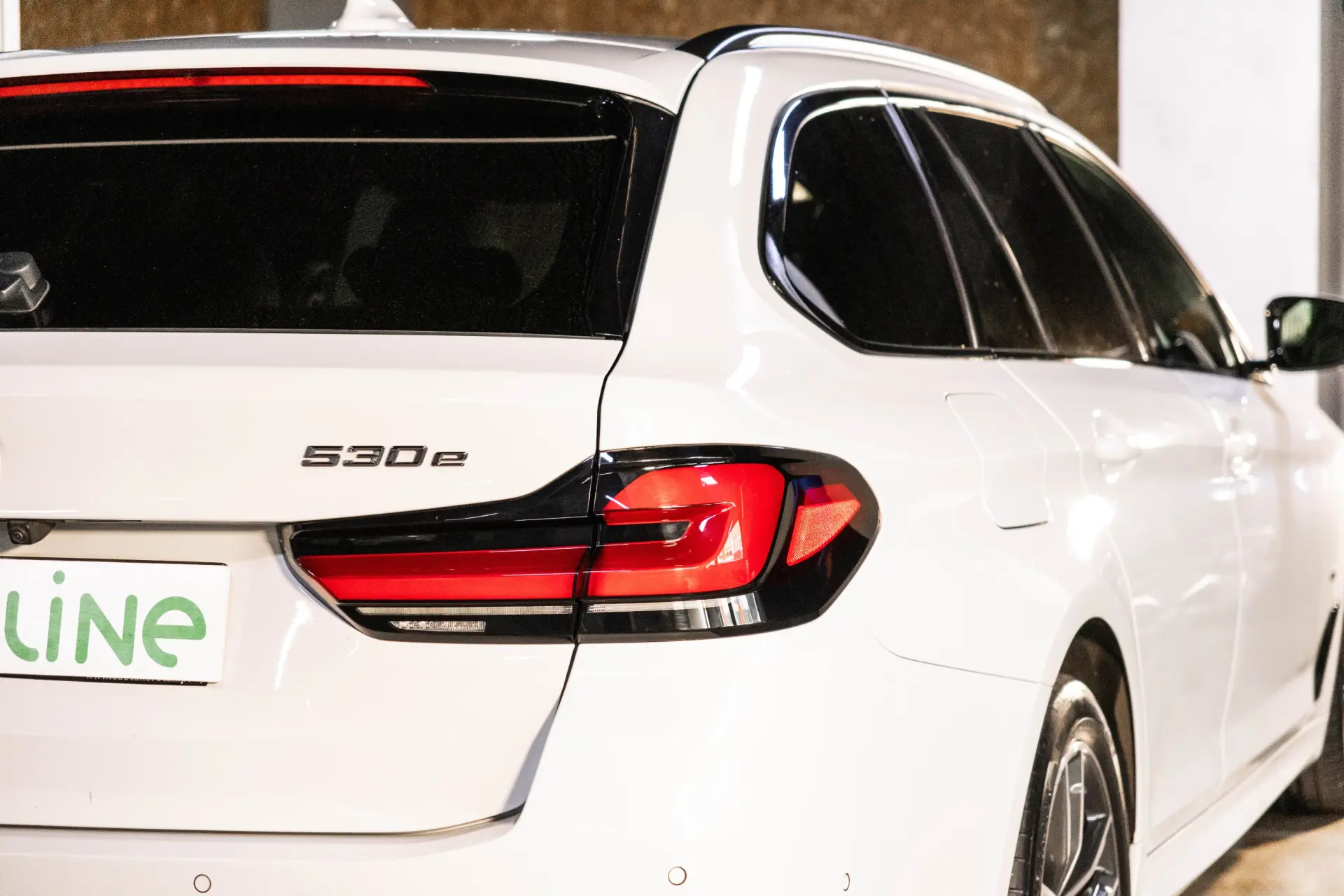 BMW 530 e Pack Desportivo M 13
