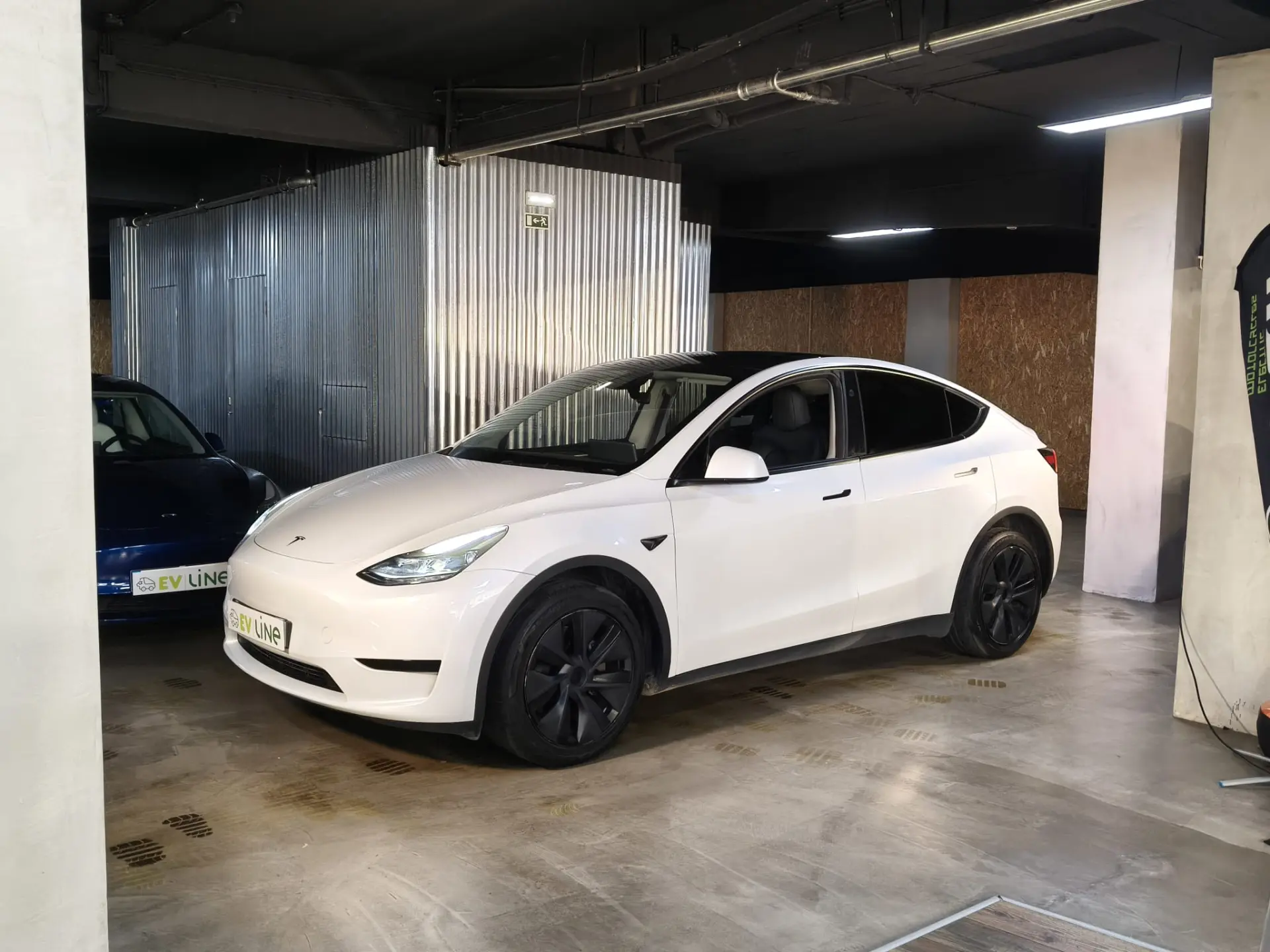 Tesla Model Y RWD 1