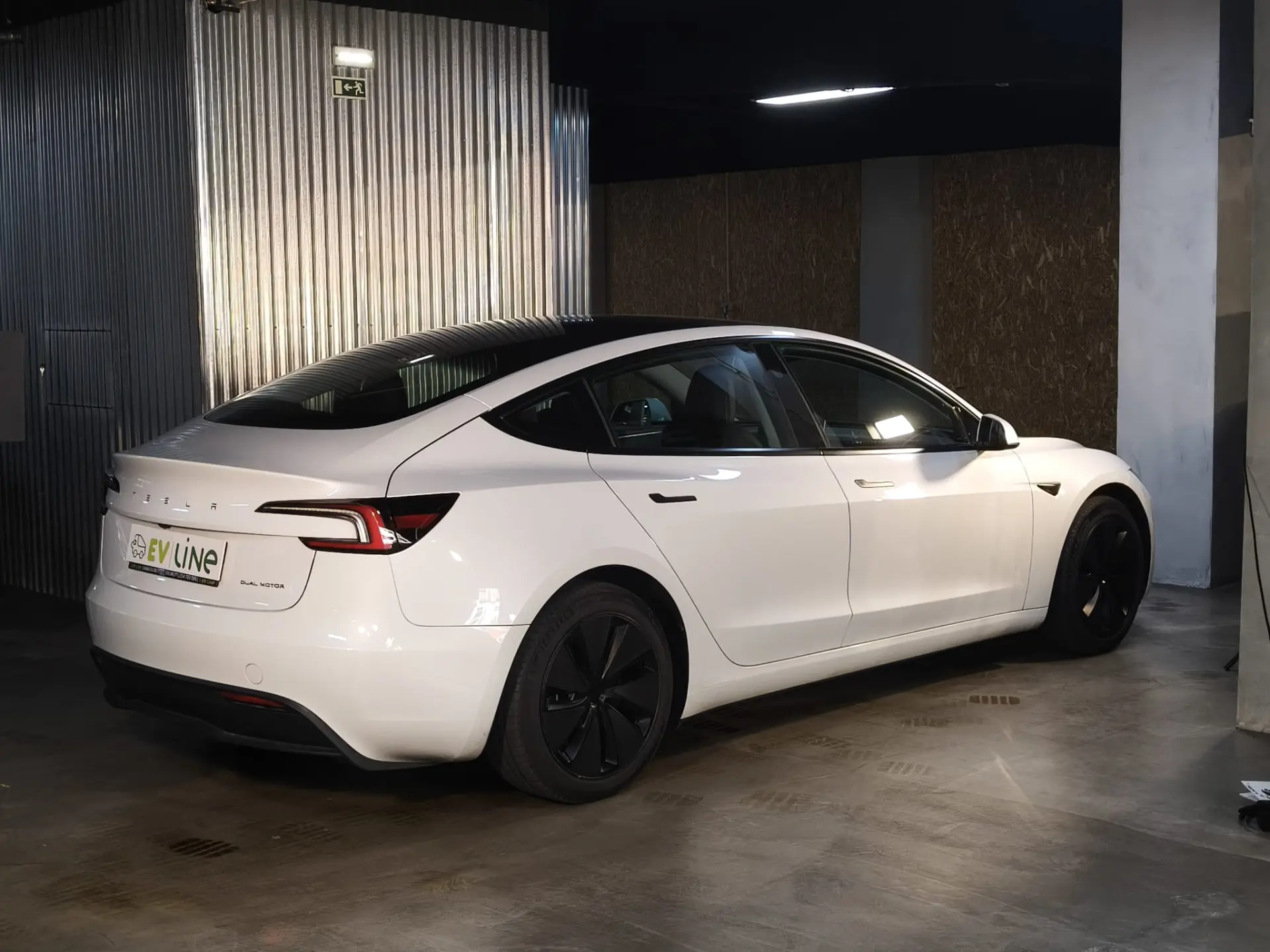 Tesla Model 3 Long Range Tração Integral 16