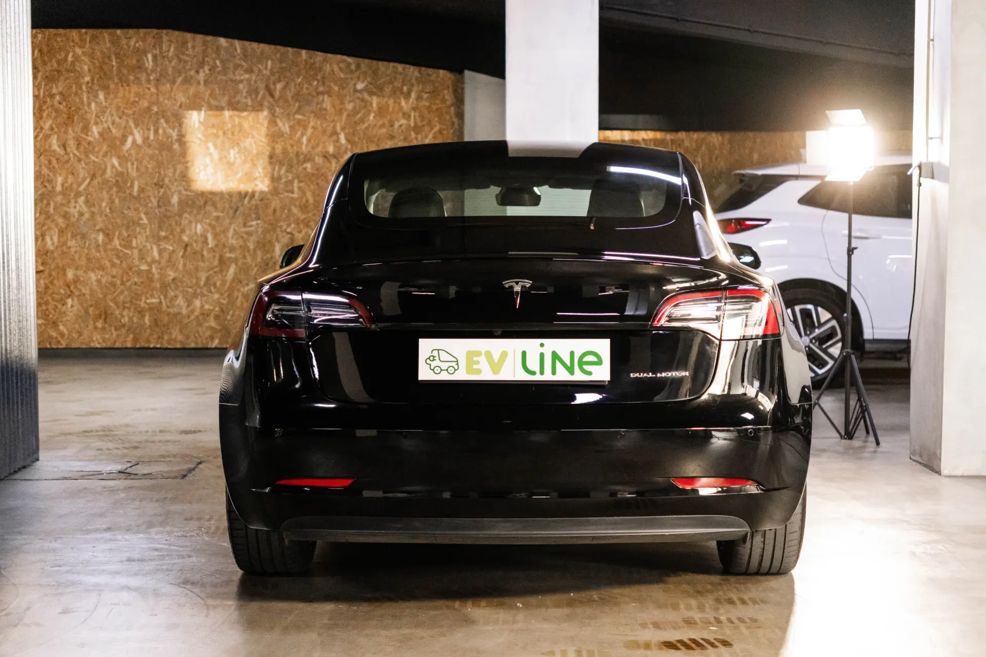 Tesla Model 3 Long Range AWD Dual Motor 6