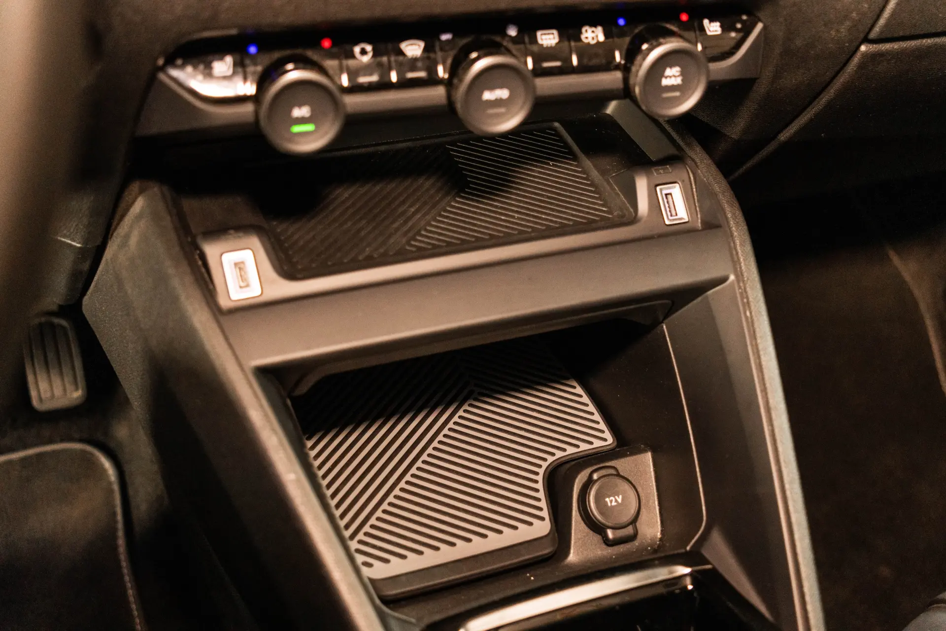 Citroën e-C4 50 kWh E-Series Collection 34