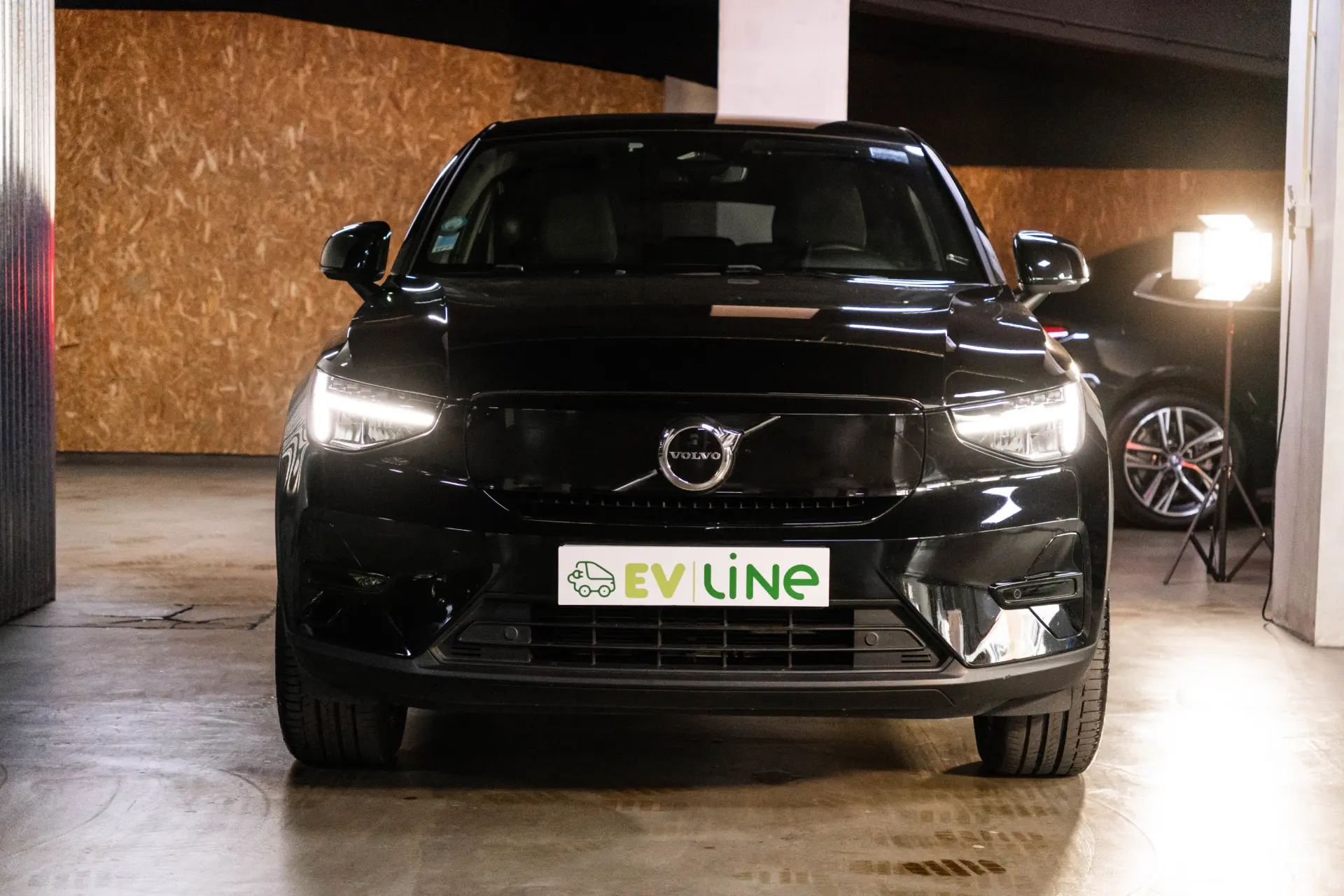 Volvo C40 Recharge 69 kWh Single Motor RWD Core 5