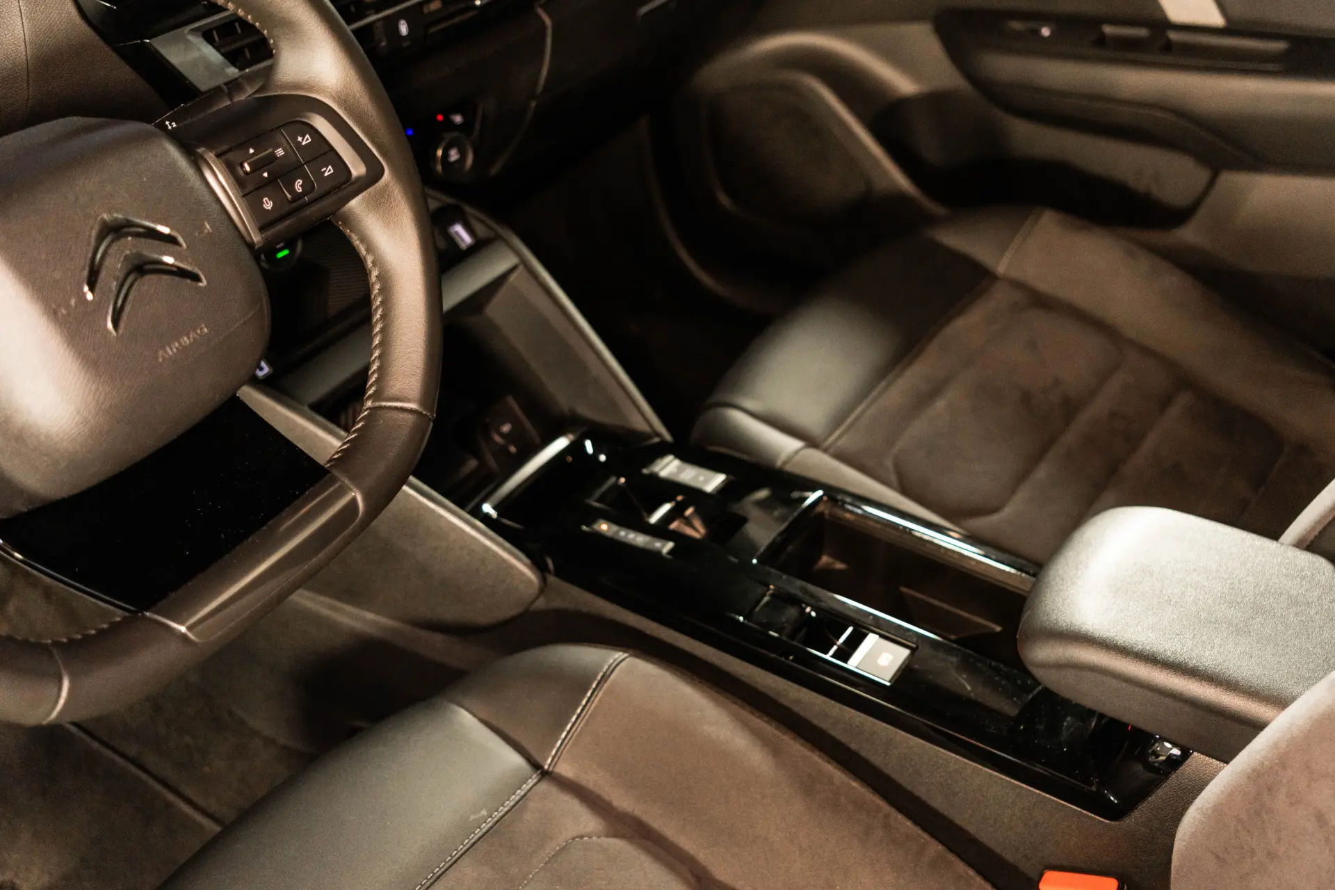 Citroën e-C4 50 kWh E-Series Collection 29