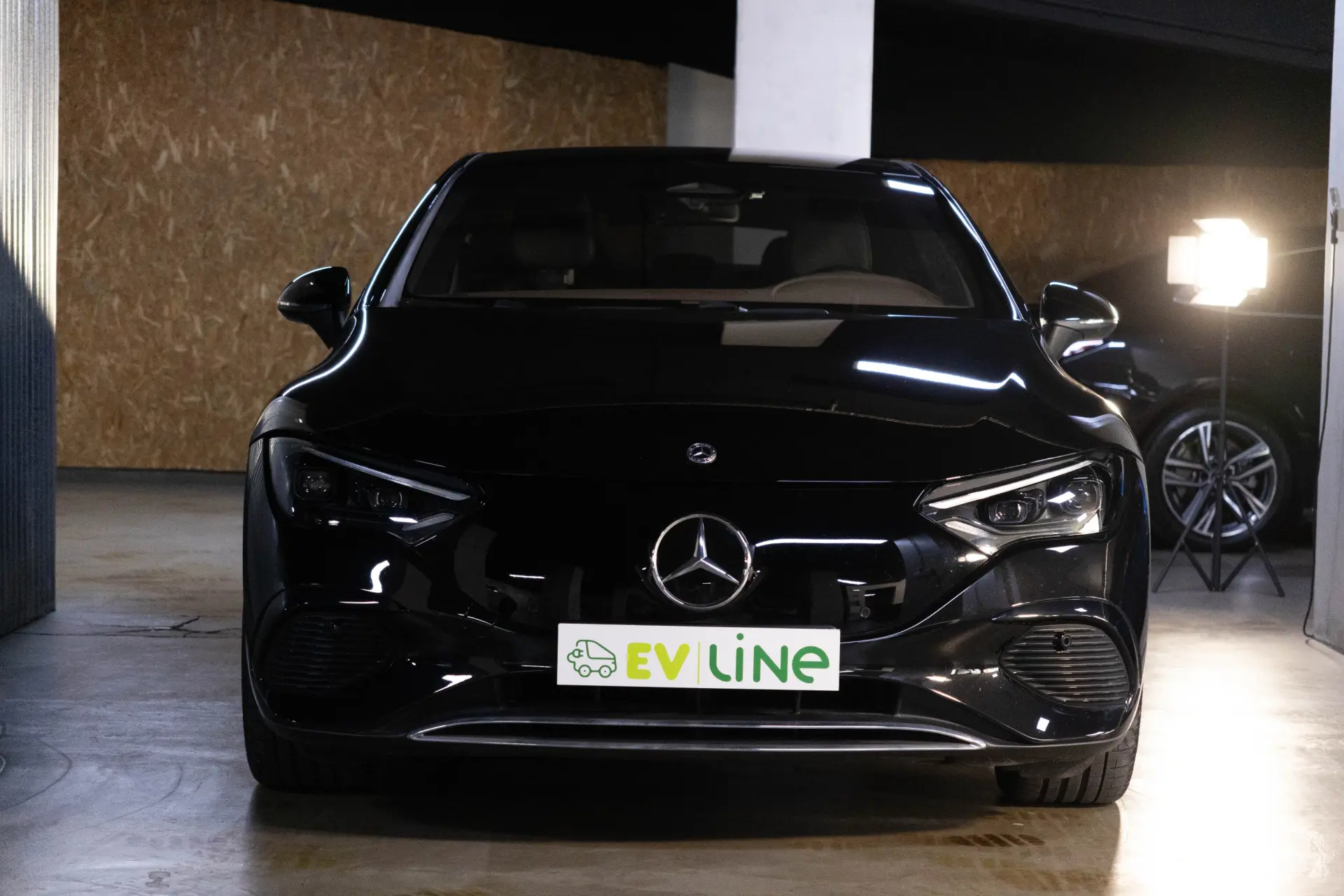 Mercedes-Benz EQE 350+ Edition 5