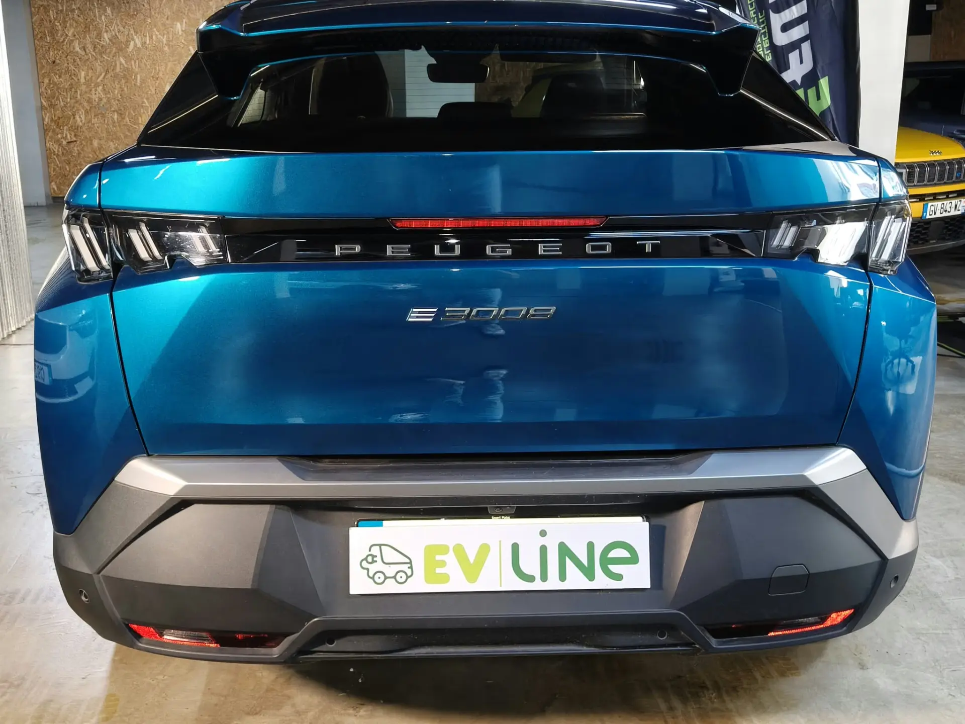 Peugeot E-3008 73 kWh Allure 15