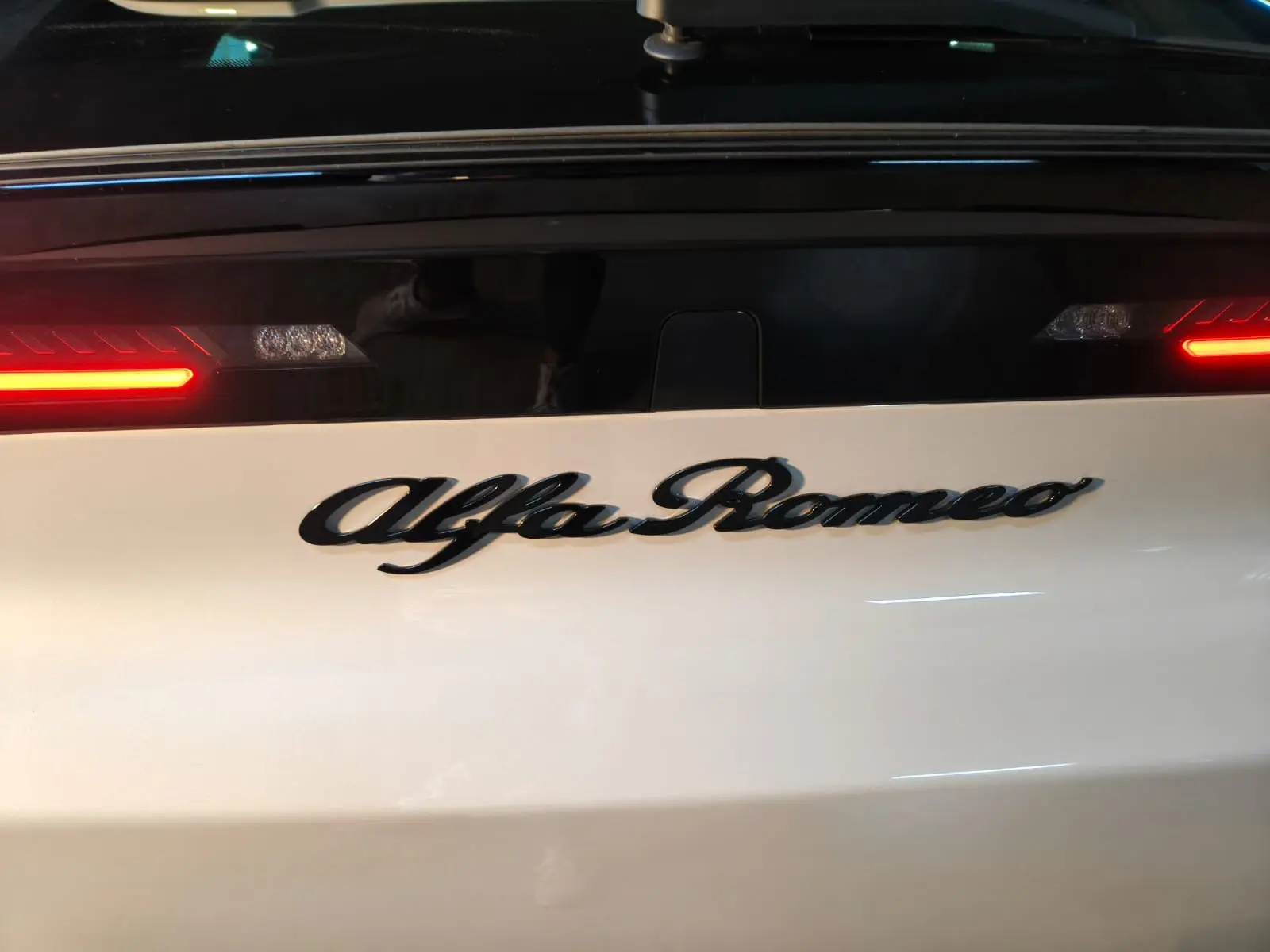 Alfa Romeo Junior Elletrica 50 kWh 13