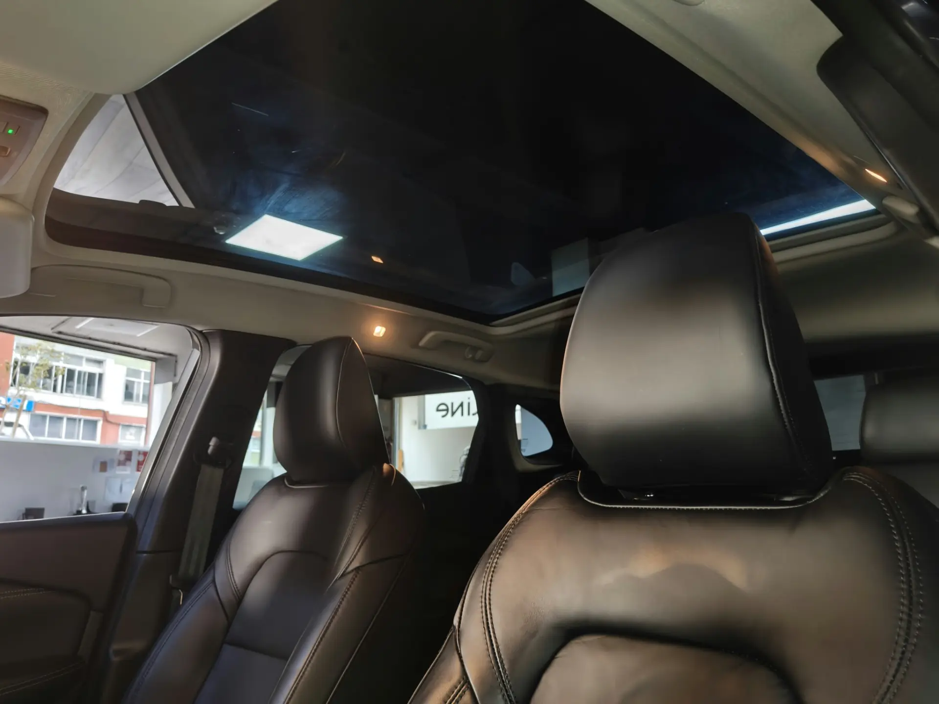 Nissan Qashqai 1.3 DIG-T N-Connecta LED Xtronic 16