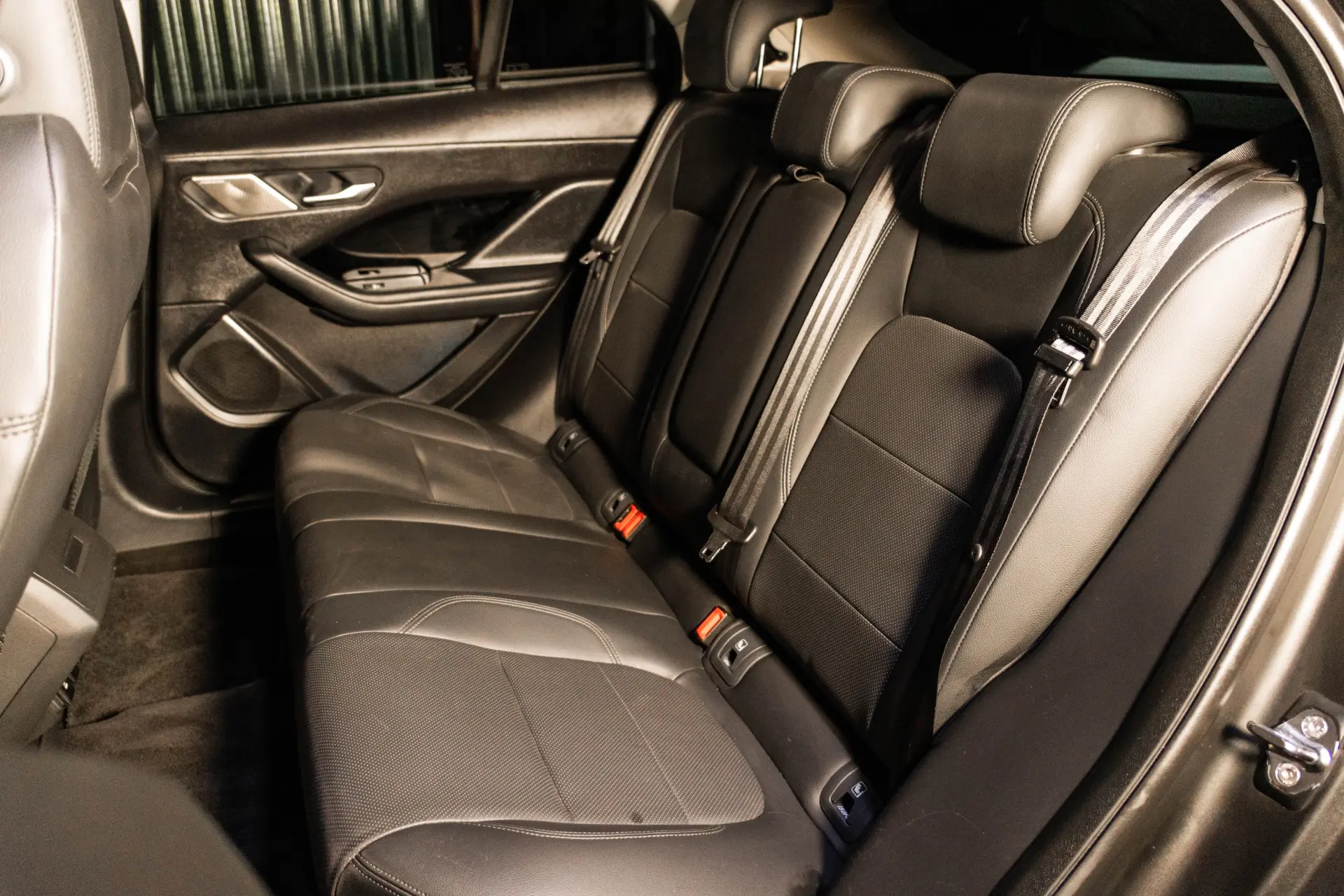 Jaguar I-Pace Black AWD Aut. 31