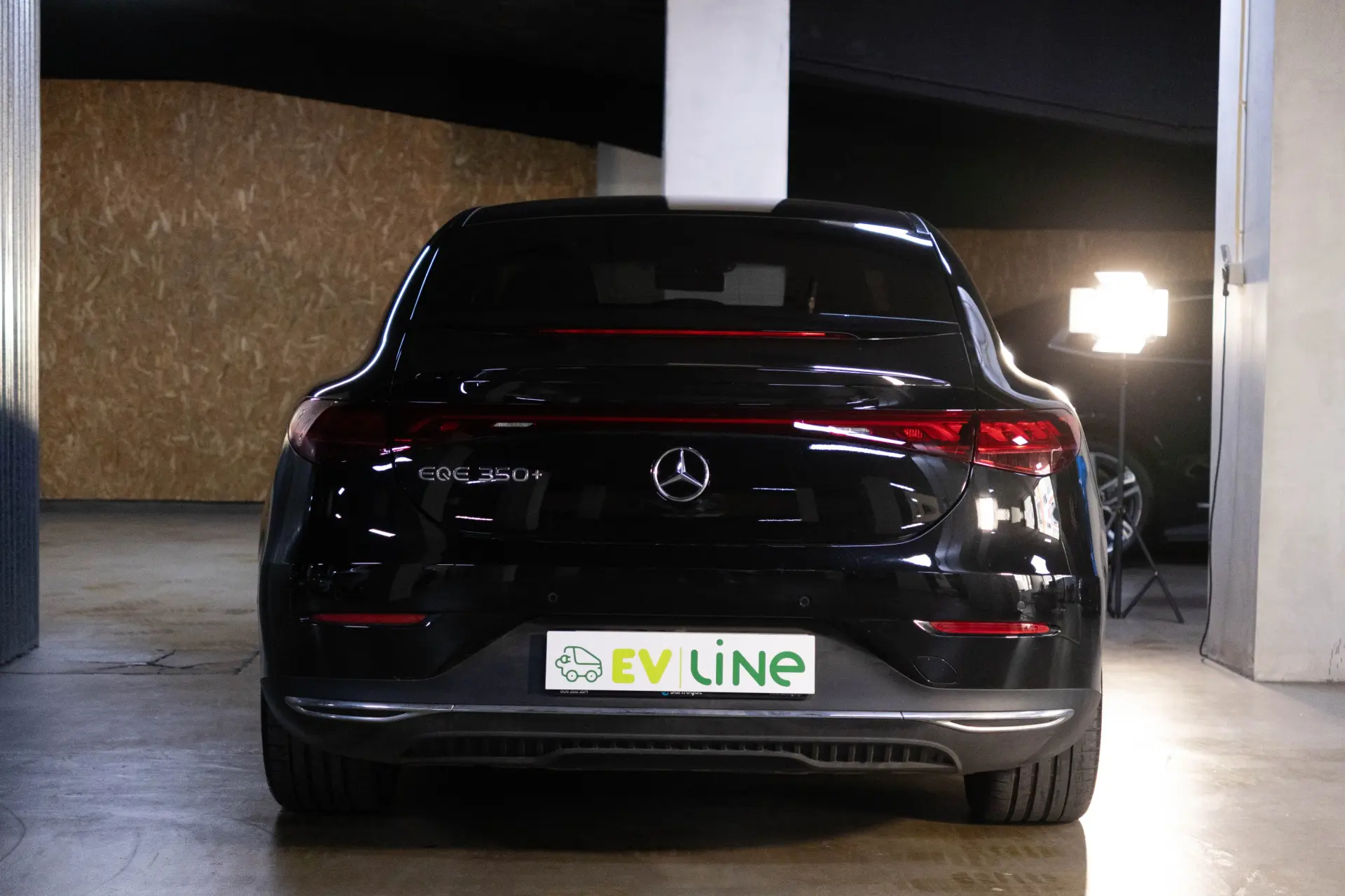Mercedes-Benz EQE 350+ Edition 6
