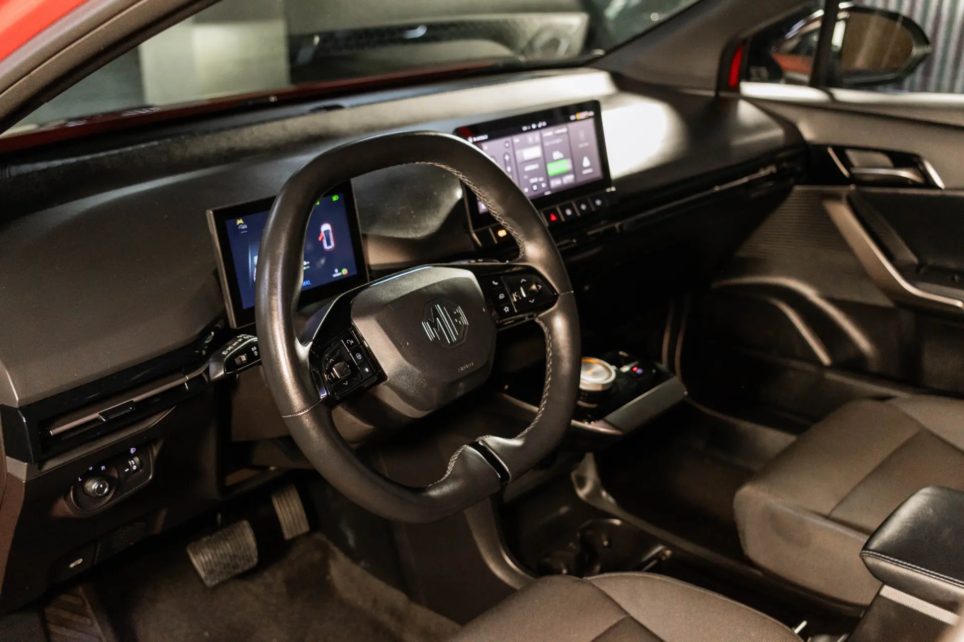 MG MG4 64 kWh Comfort 14