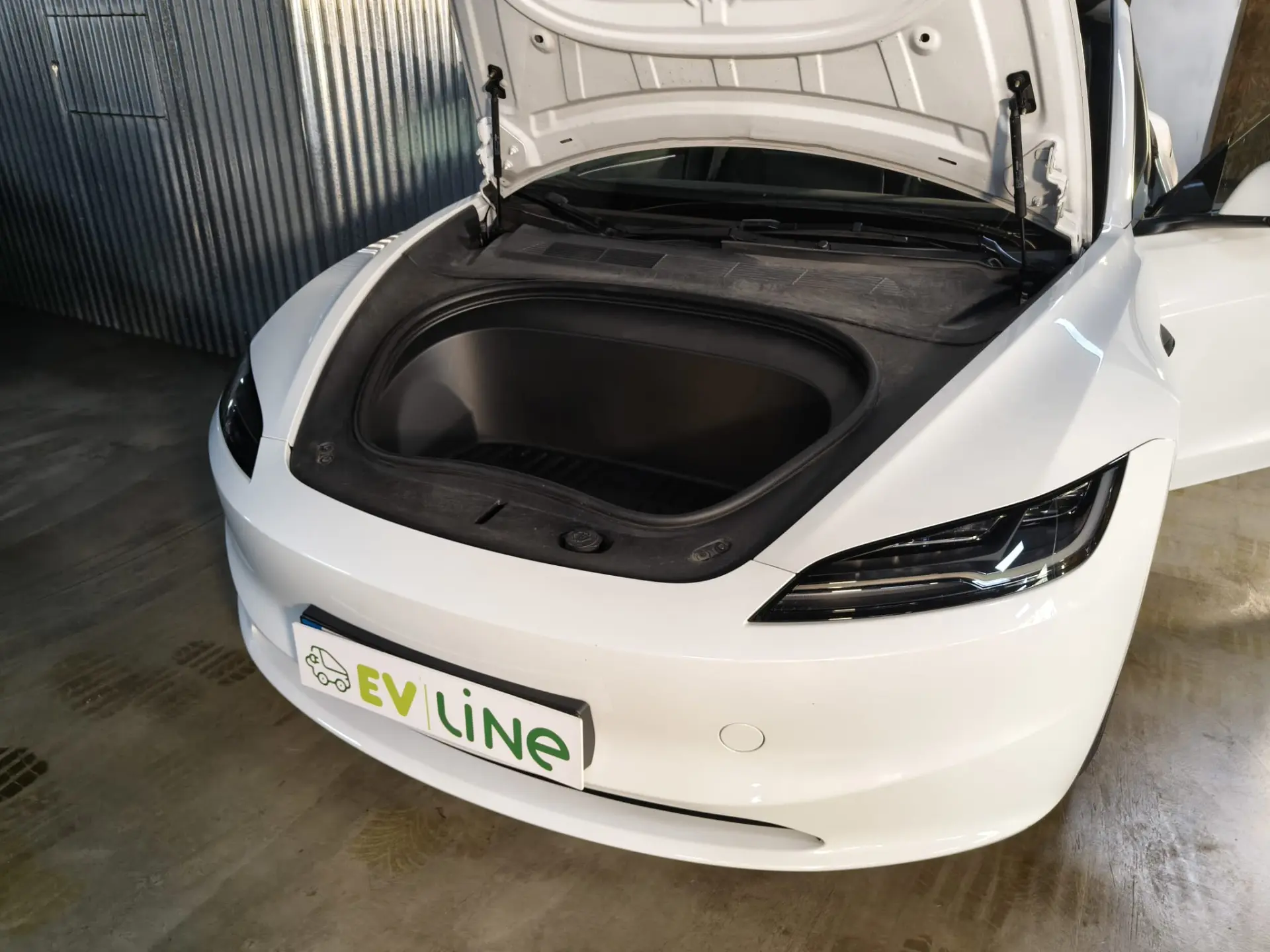 Tesla Model 3 Long Range Tração Integral 8