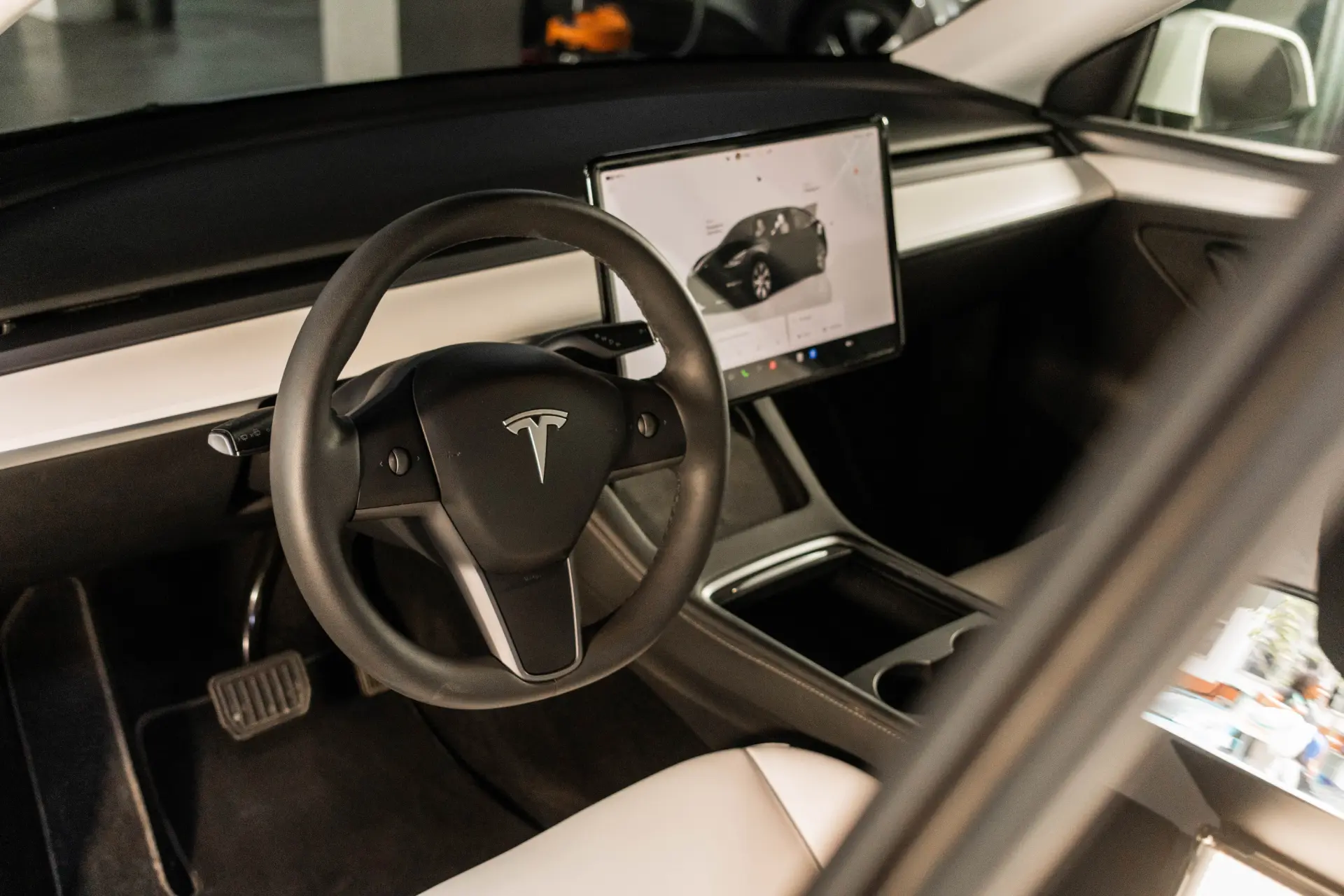 Tesla Model Y Tração Traseira 17