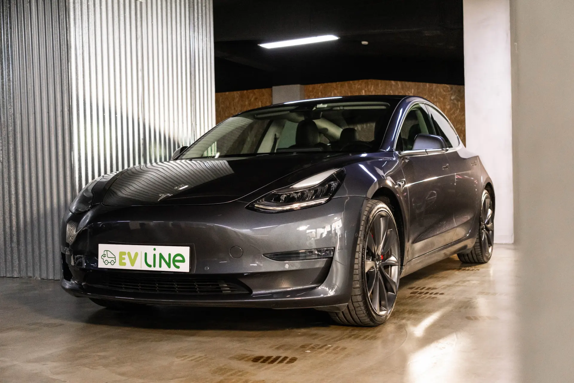 Tesla Model 3 Performance Dual Motor AWD 4