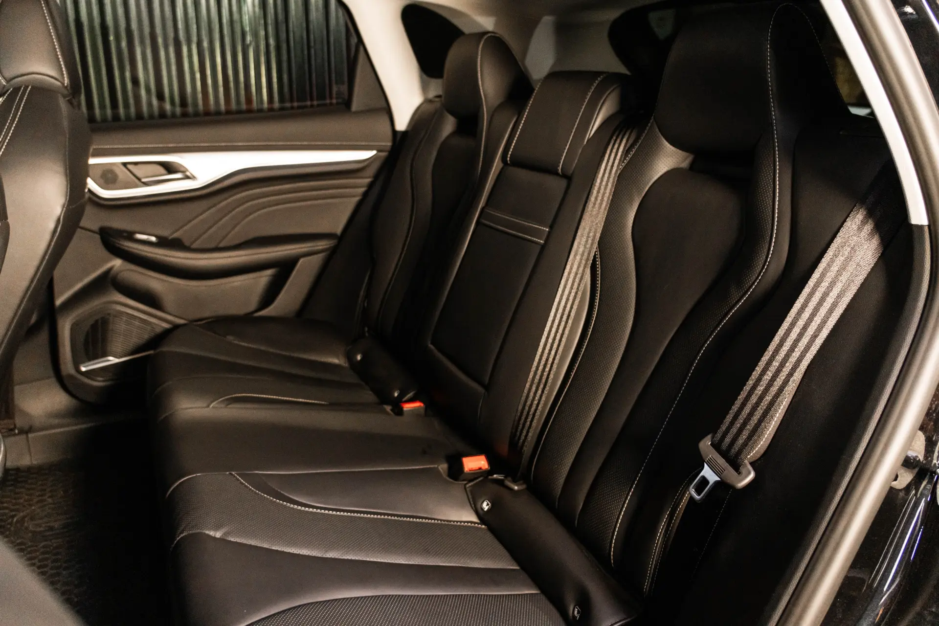 MG Marvel R 70 kWh Luxury 33