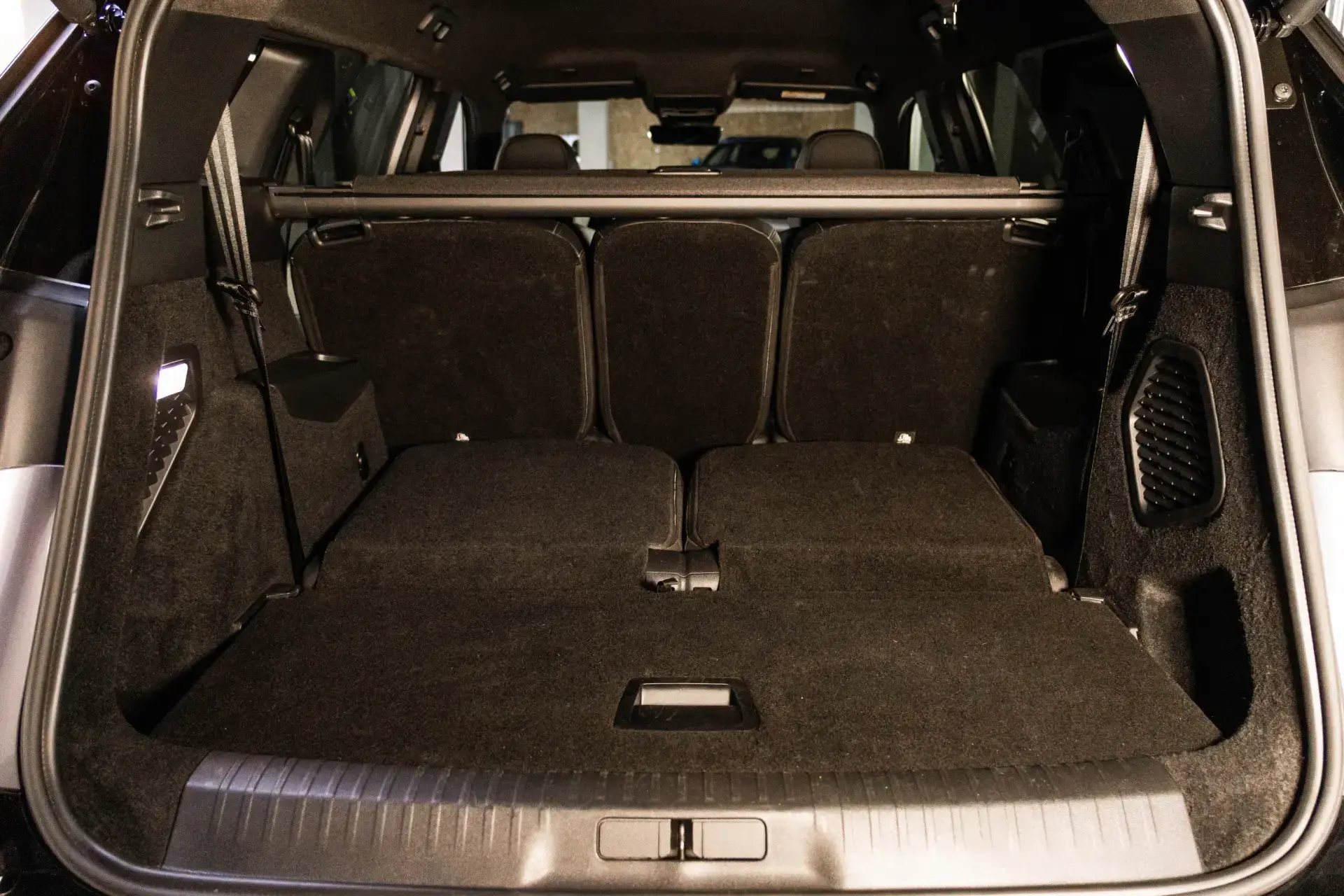 Peugeot E-5008 73 kWh GT 33