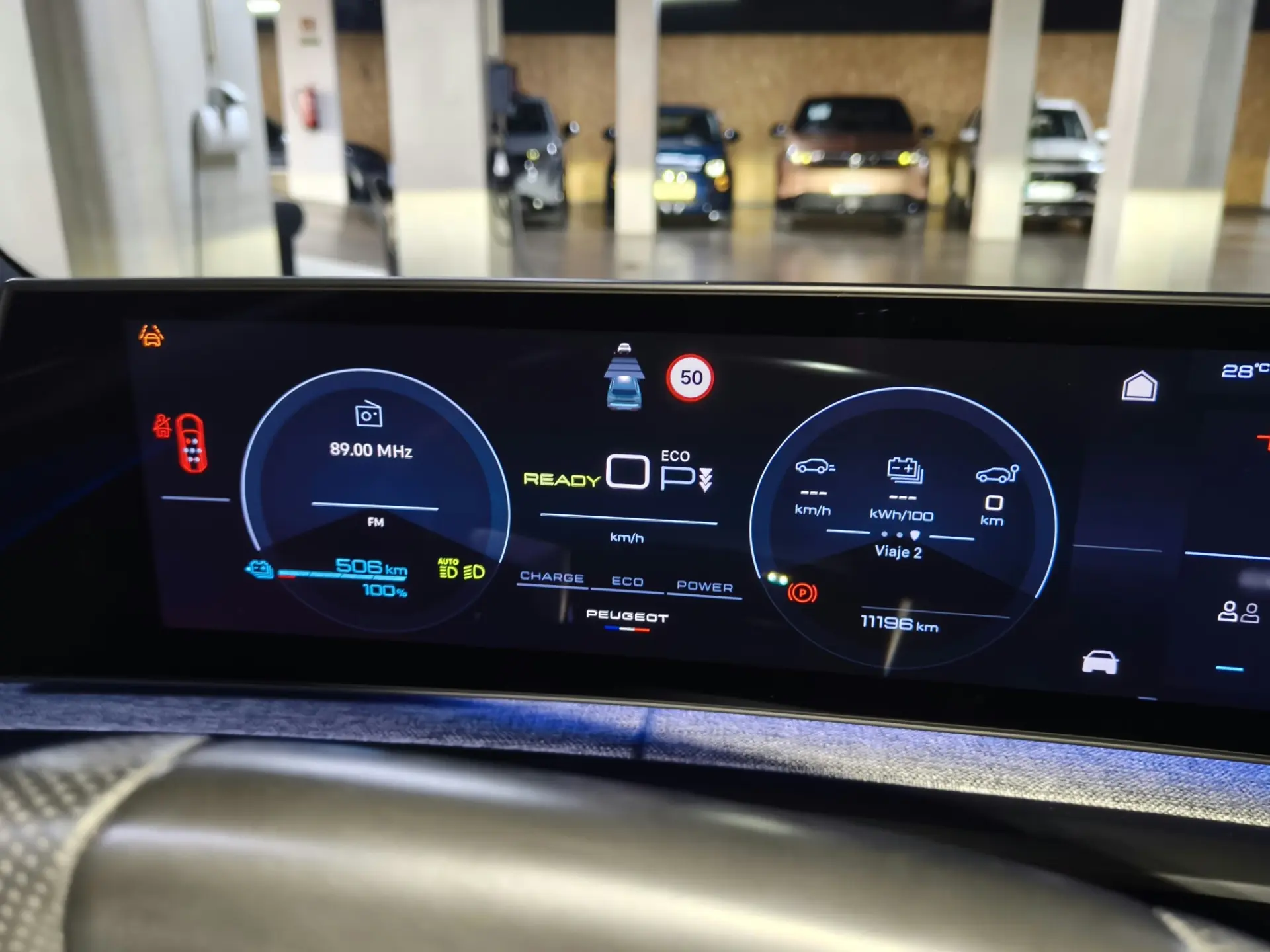 Peugeot E-5008 210 GT Exclusive 23