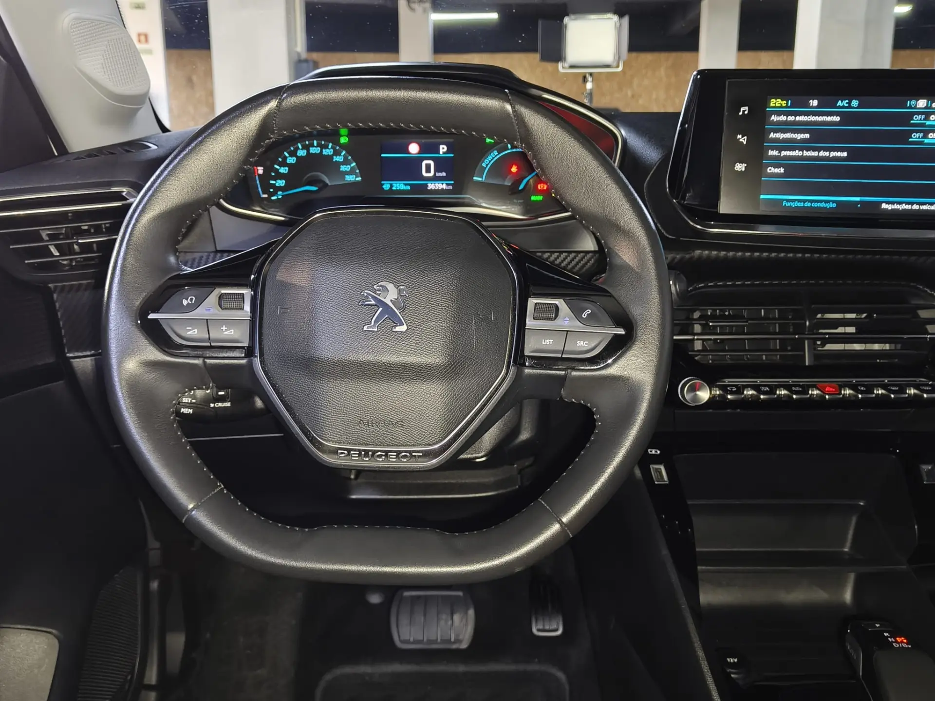 Peugeot e-208 50 kWh Active Pack 13