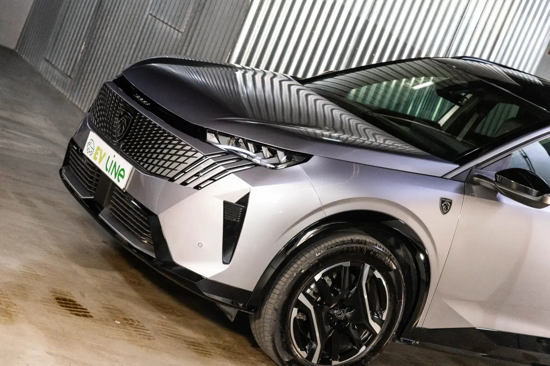 Peugeot E-5008 73 kWh GT 6