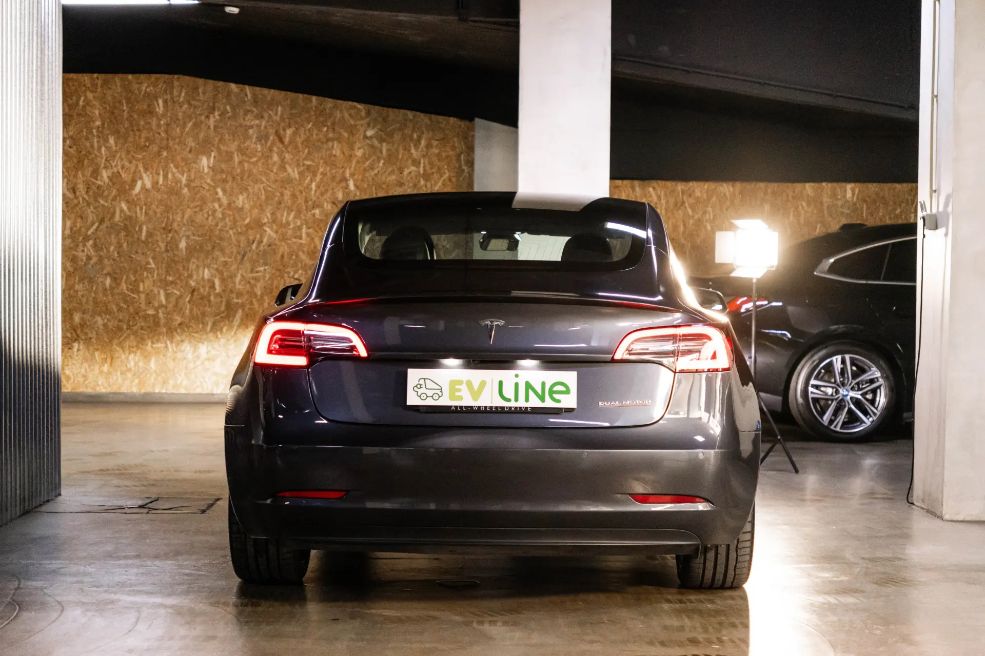 Tesla Model 3 Performance Dual Motor AWD 6