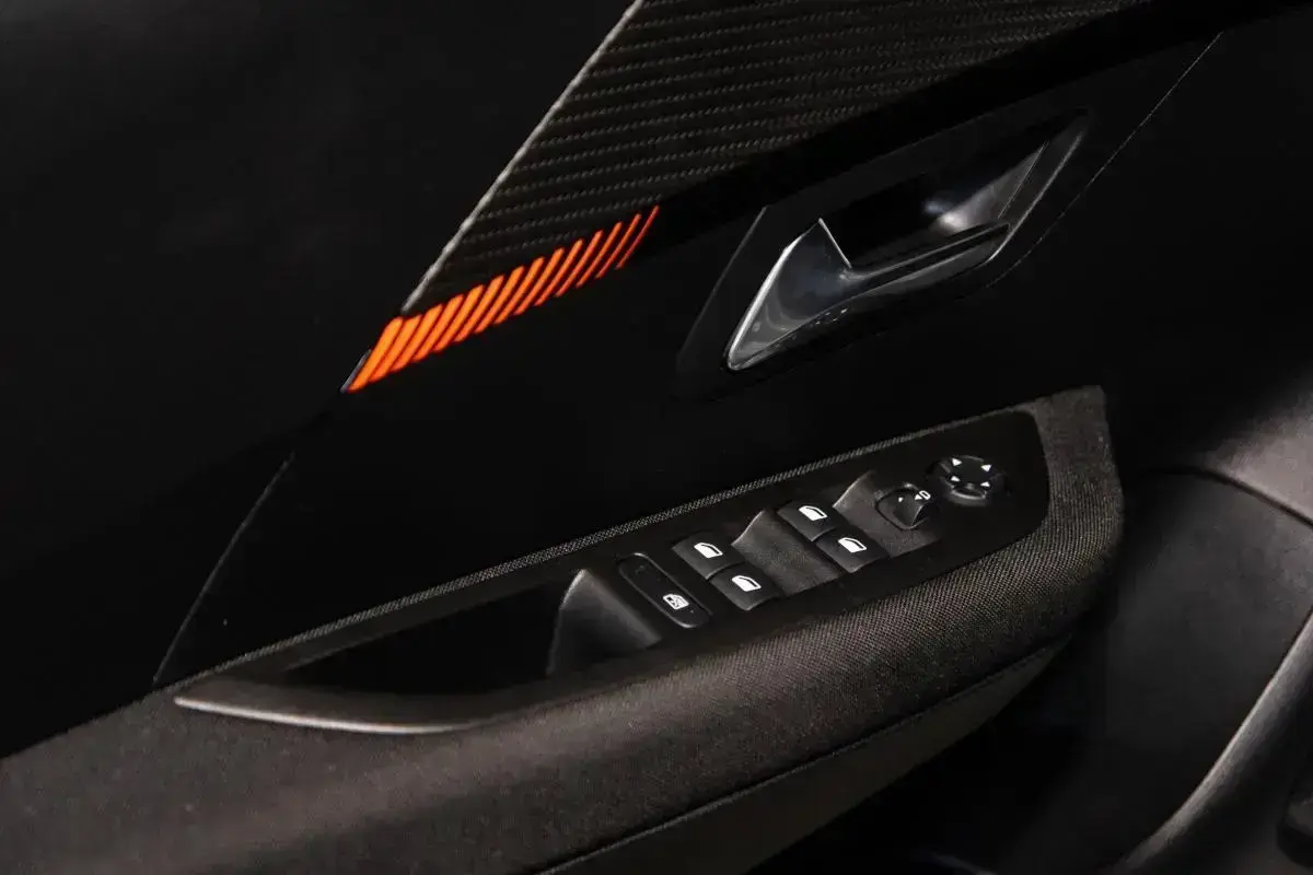 Peugeot e-208 50 kWh Allure 43