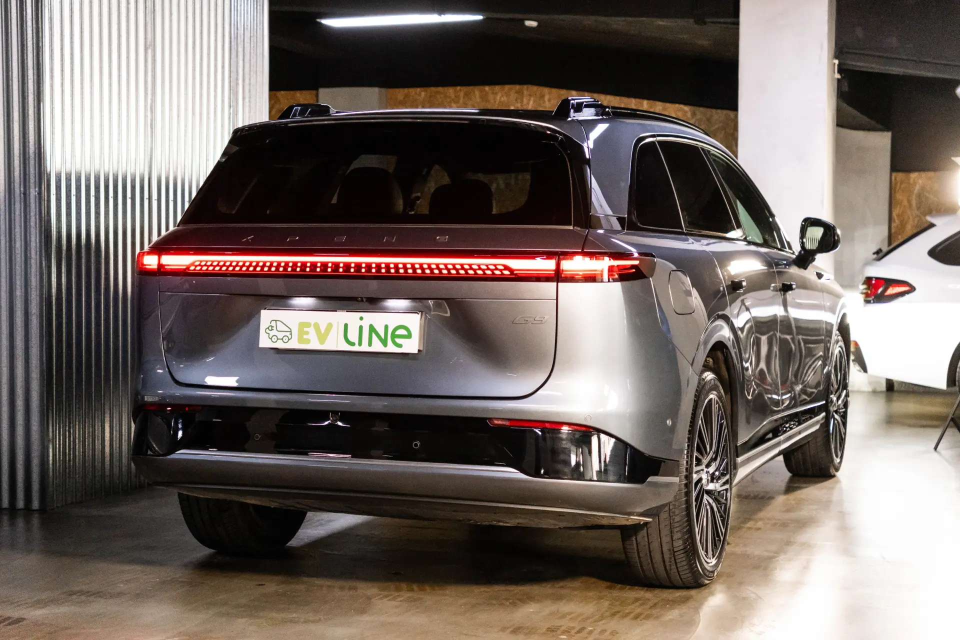 Xpeng G9 93.1 kWh Long Range+Premium Seat & Audio Pack 10