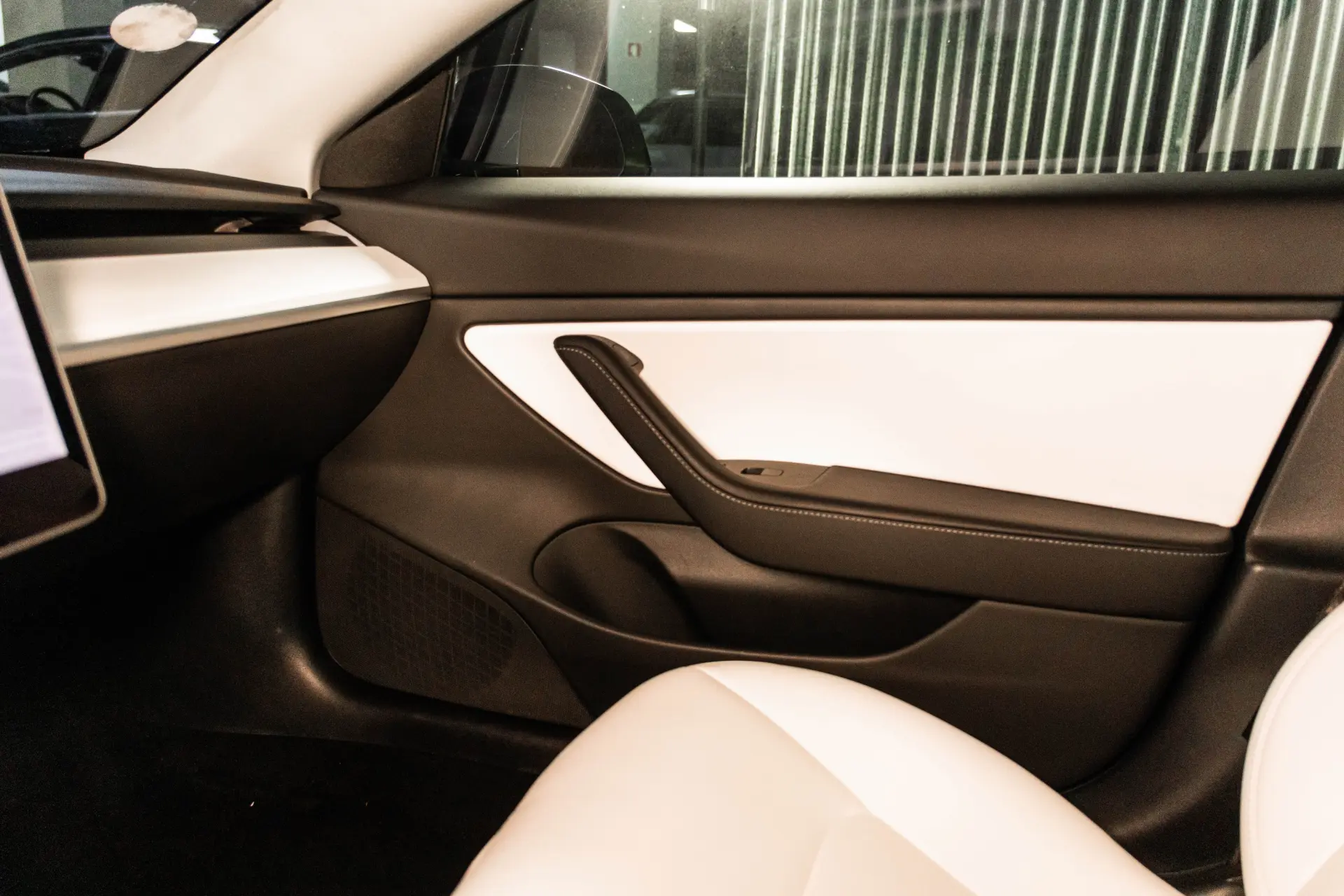 Tesla Model 3 Long Range Tração Integral 27