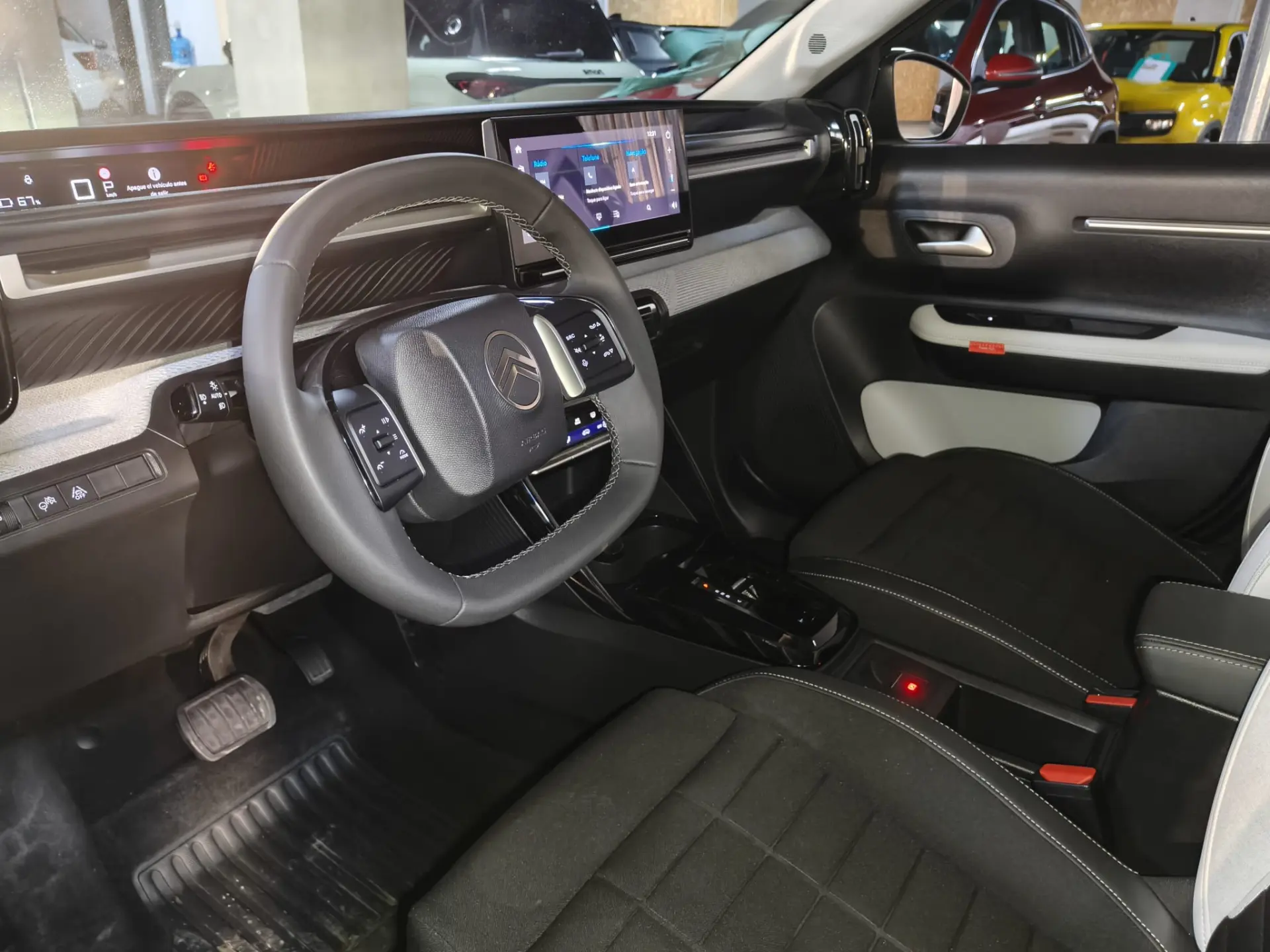 Citroen e-C3 44 kWh Autonomia Conforto Max 28