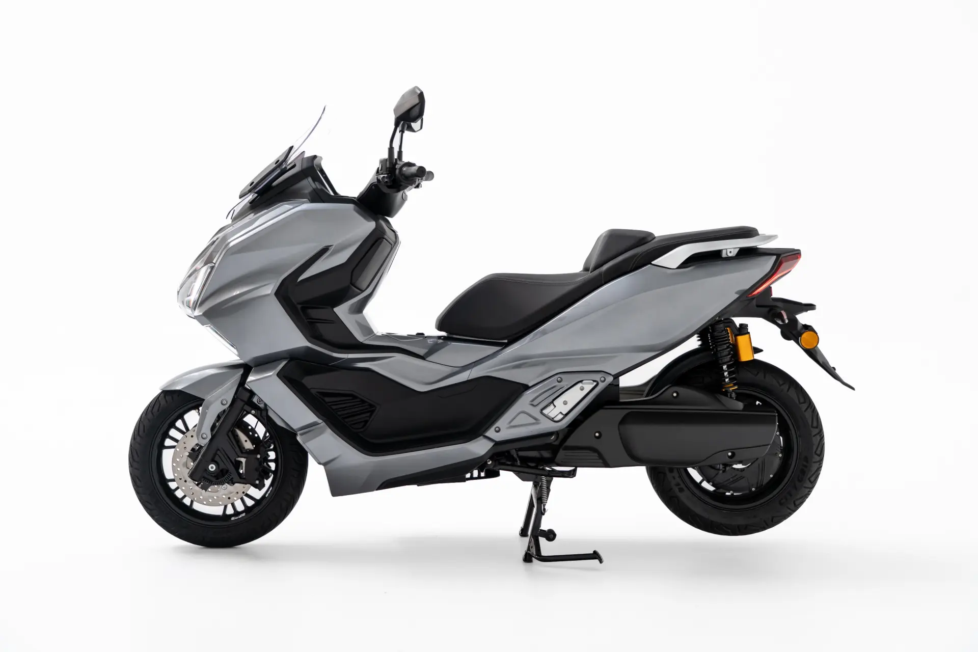 Efun Lion 180 5