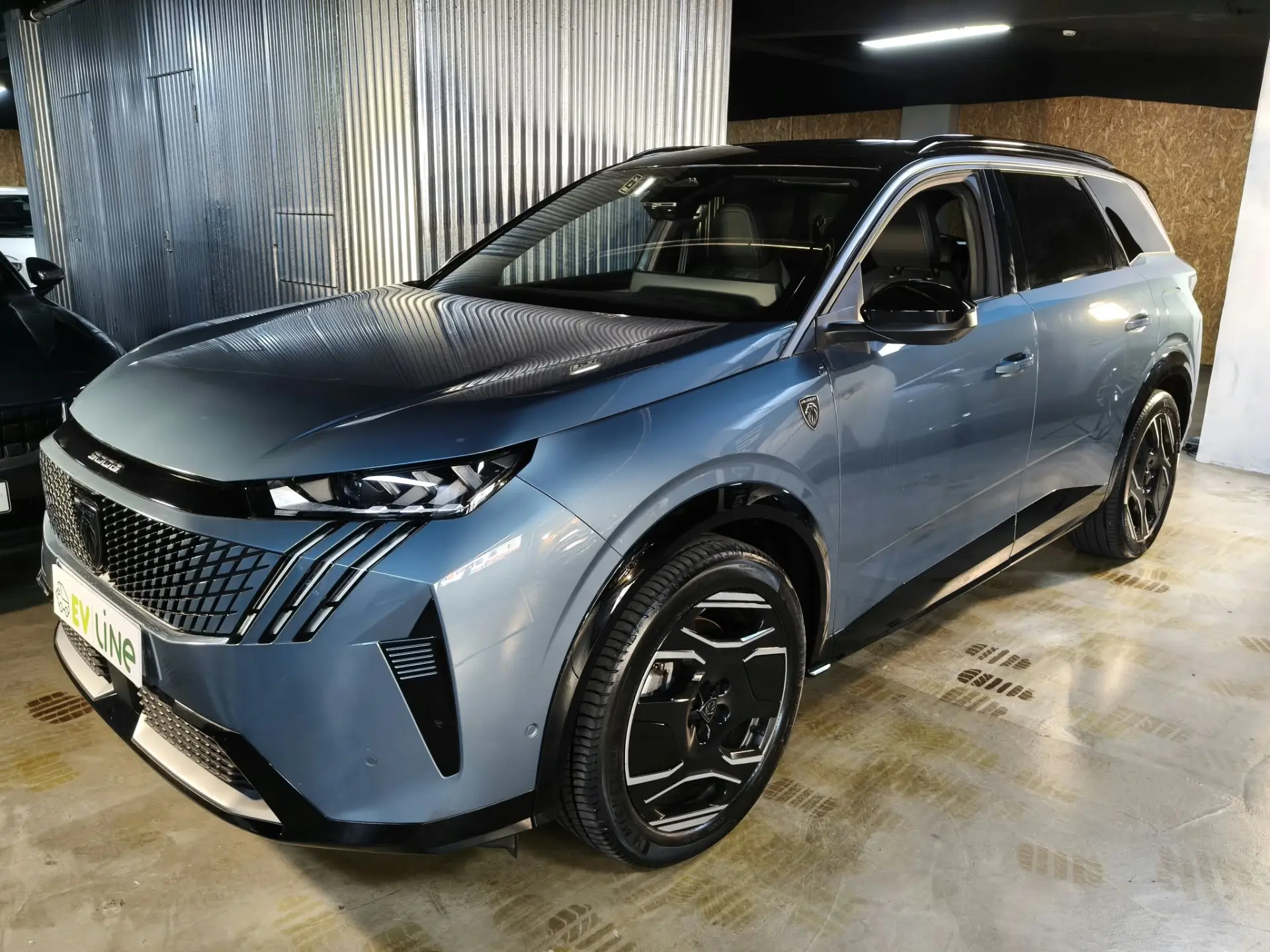 Peugeot E-5008 210 GT Exclusive 7