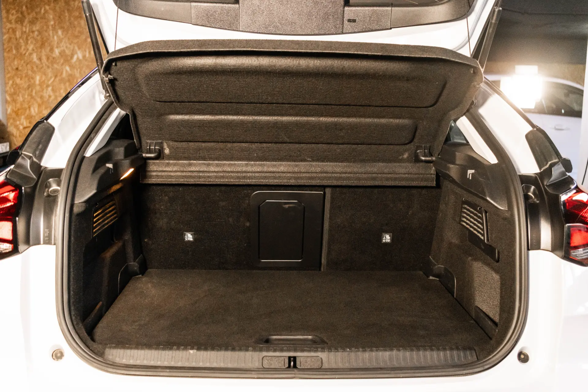 Citroën e-C4 50 kWh E-Series Collection 46