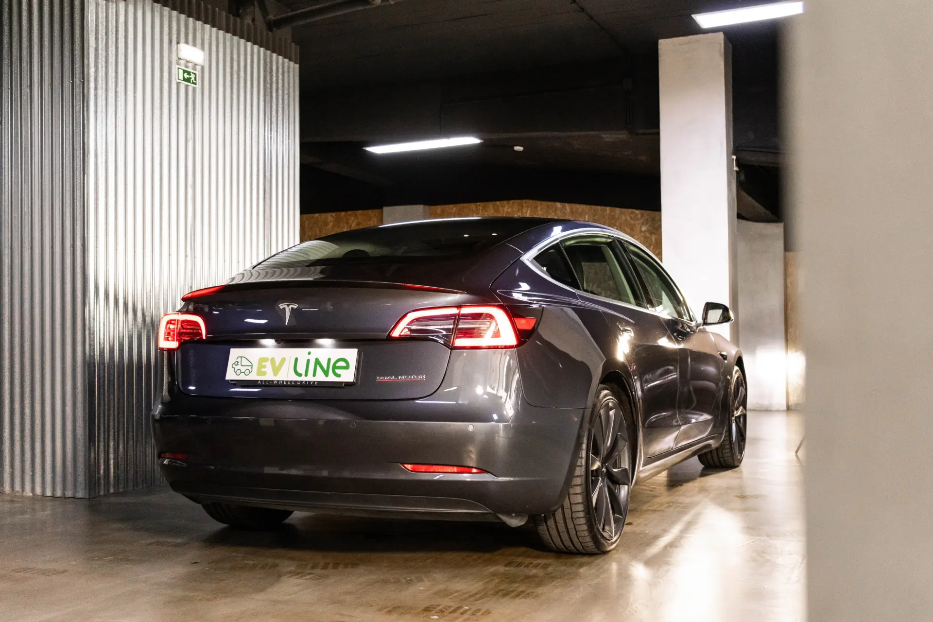 Tesla Model 3 Performance Dual Motor AWD 10