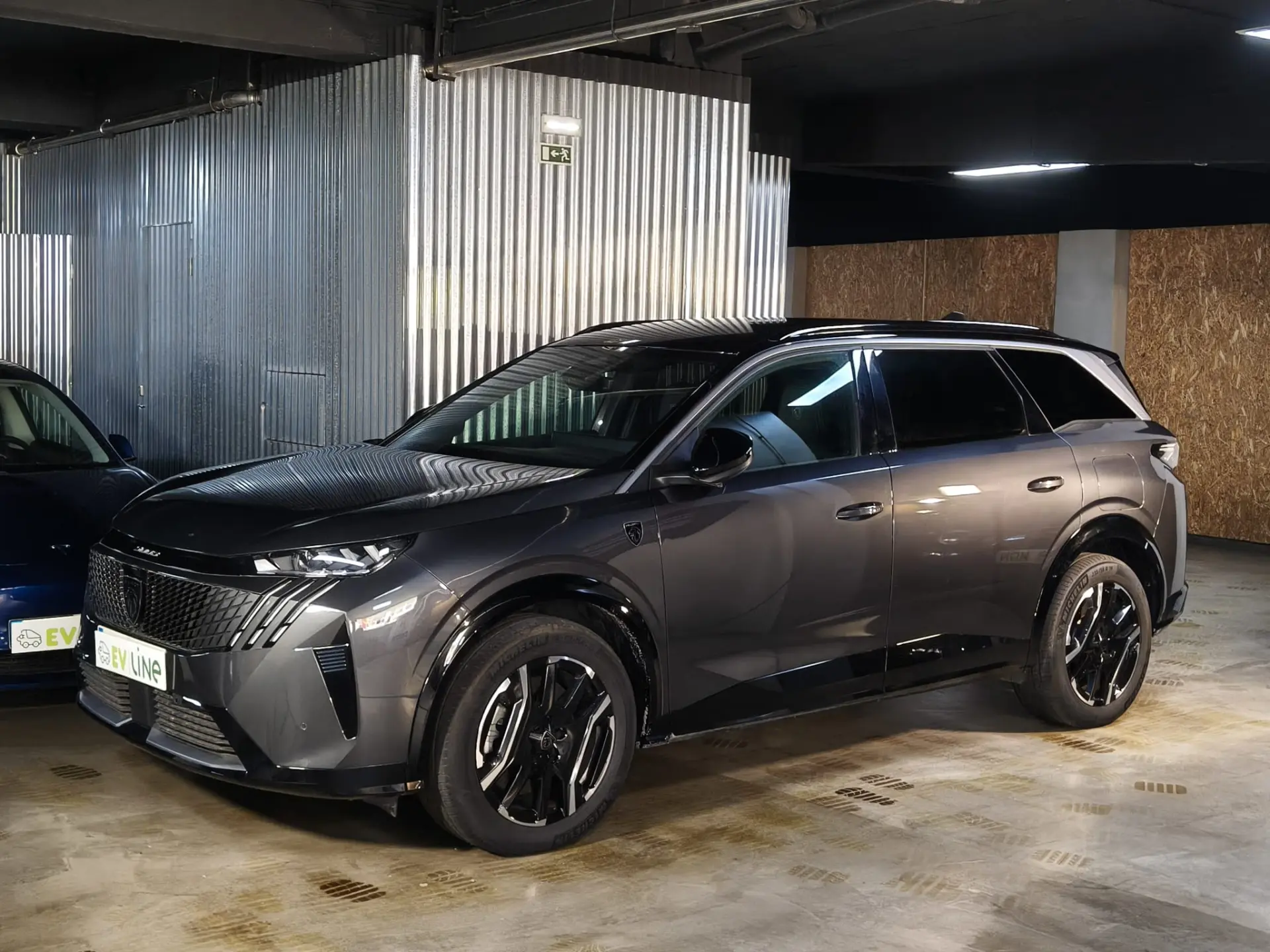 Peugeot E-5008 73 kWh GT 2