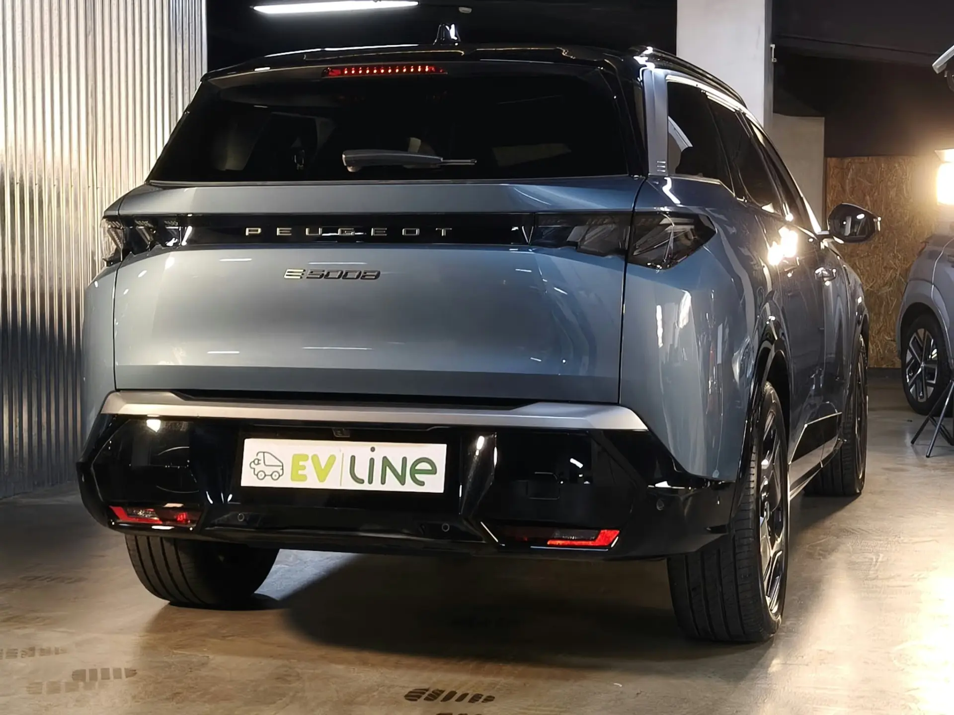 Peugeot E-5008 210 GT Exclusive 13