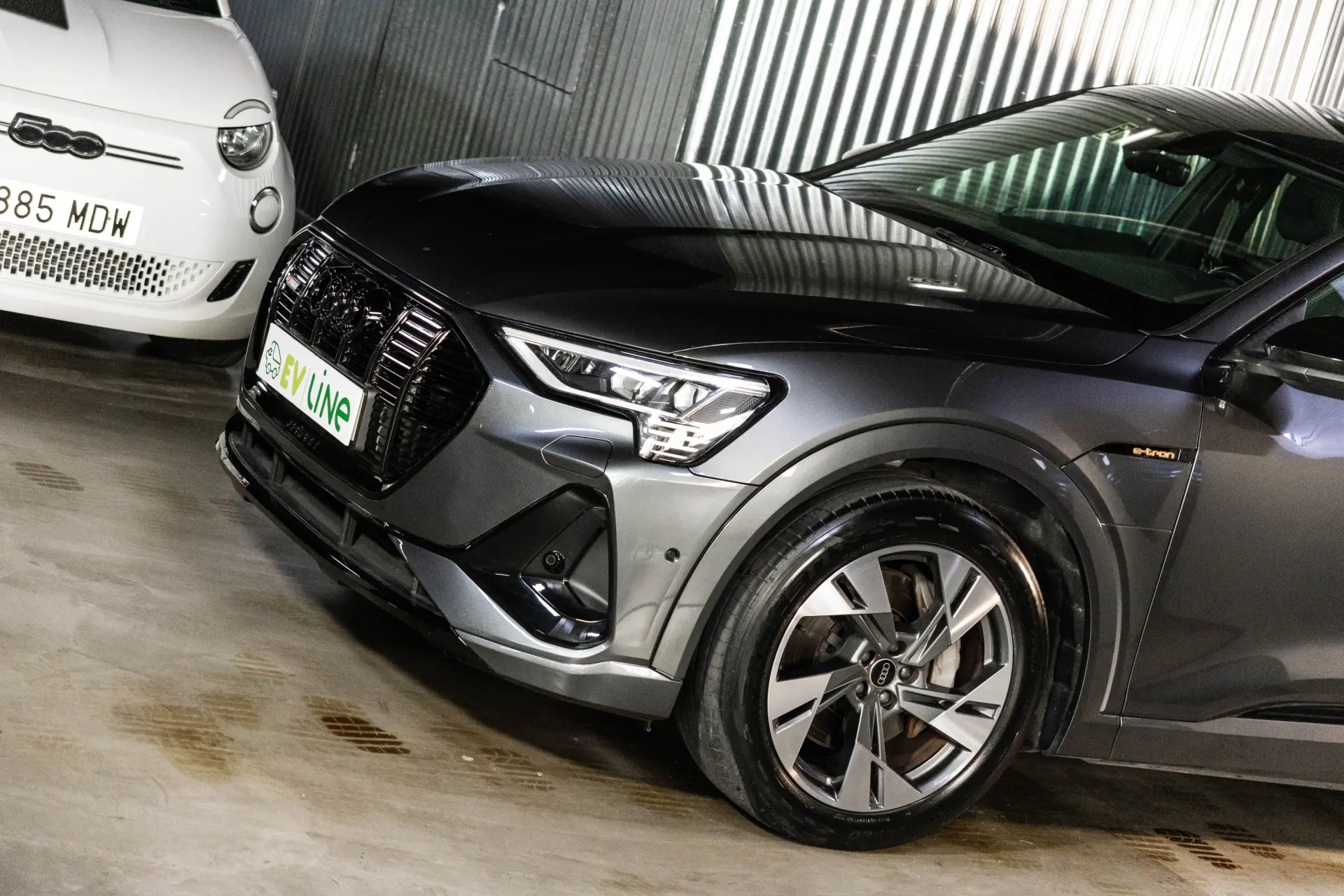 Audi e-tron 55 quattro 12