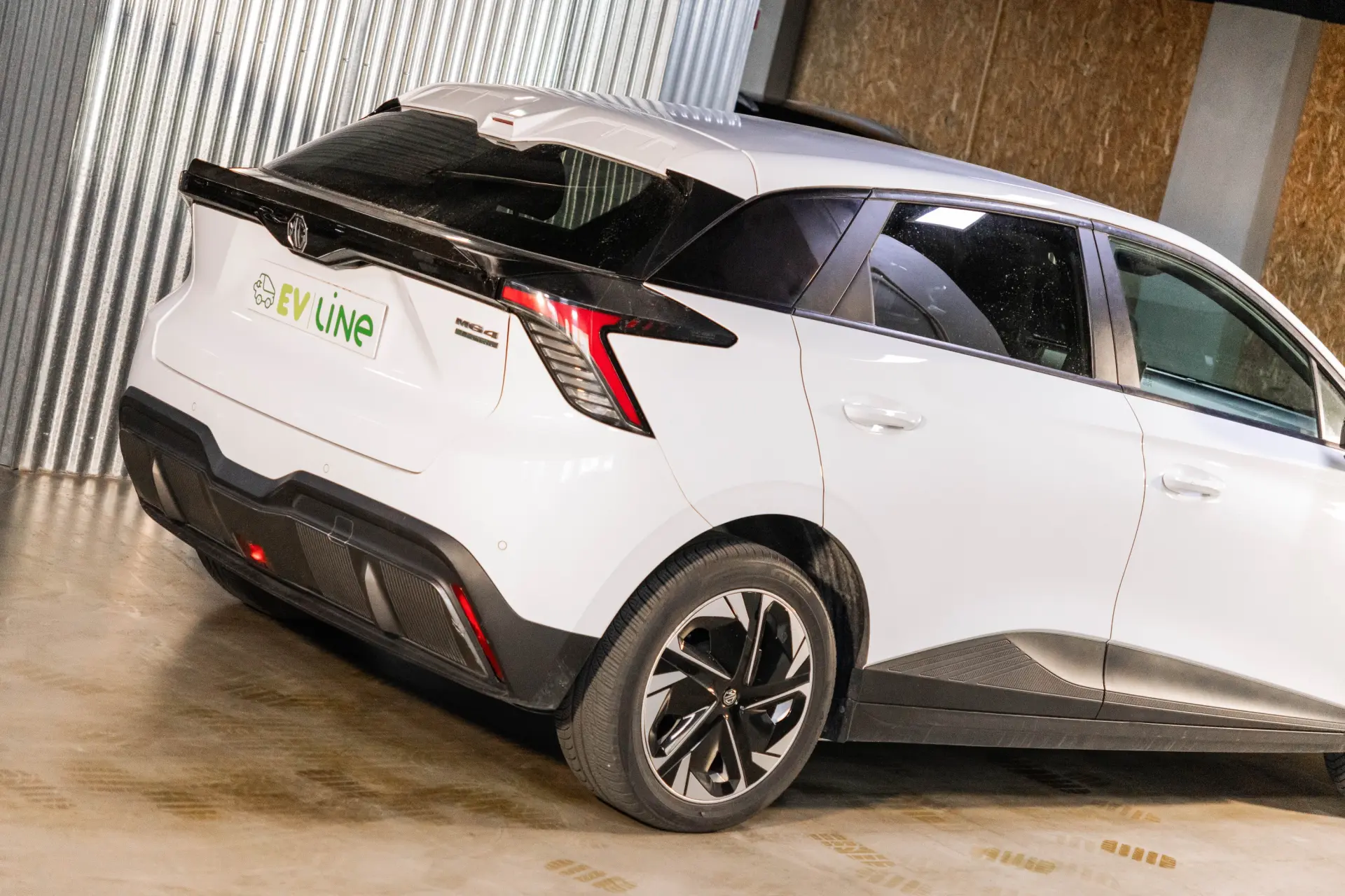 MG MG4 64 kWh Comfort 11