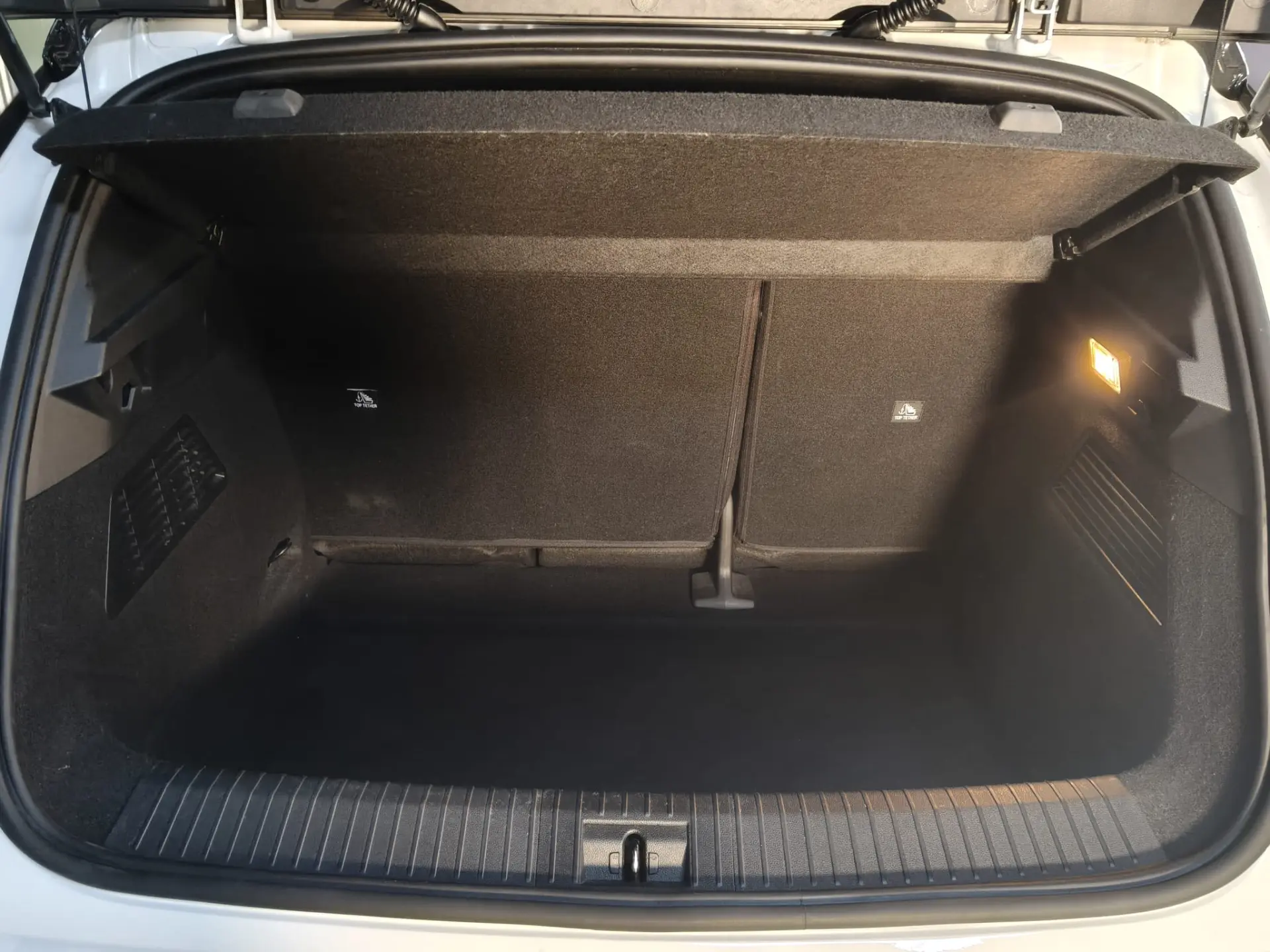 Renault Mégane E-Tech EV60 220hp optimum charge Iconic 13