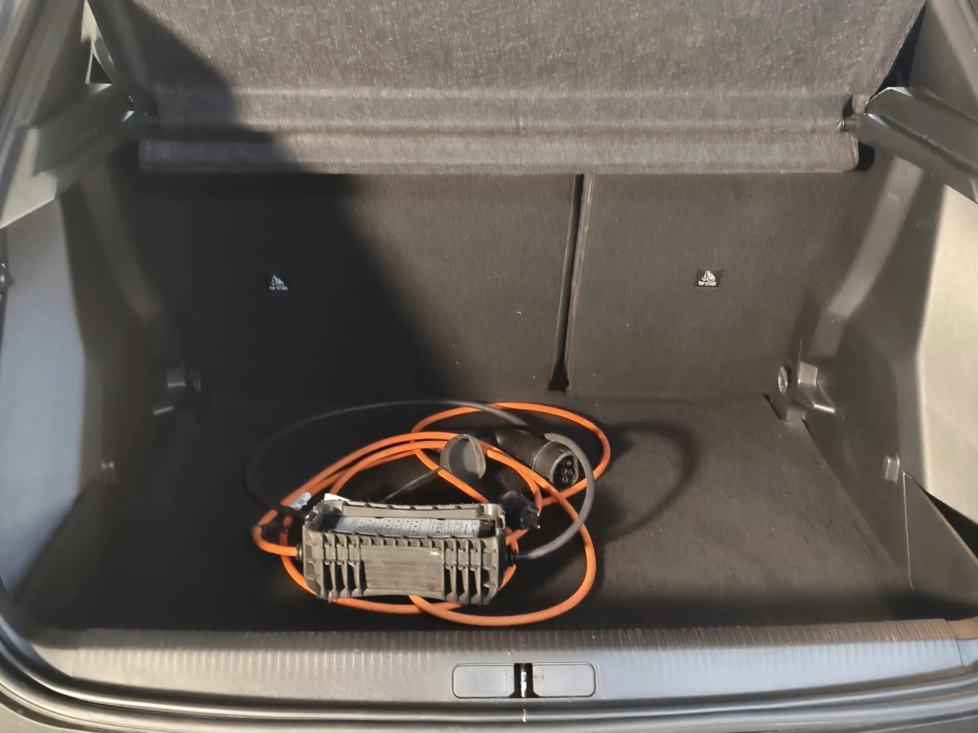 Peugeot e-2008 50 kWh Active Pack 16
