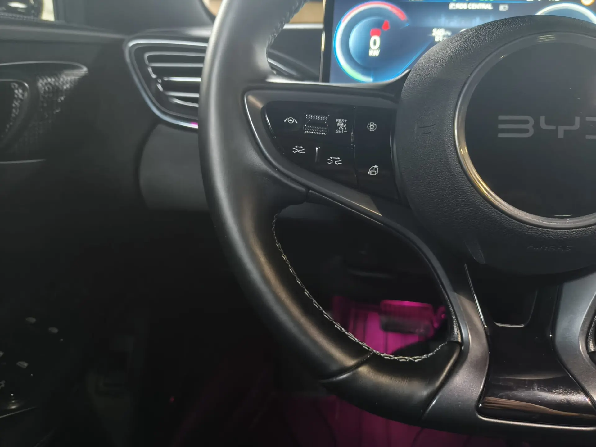 BYD Seal 82.5 kWh Design 25