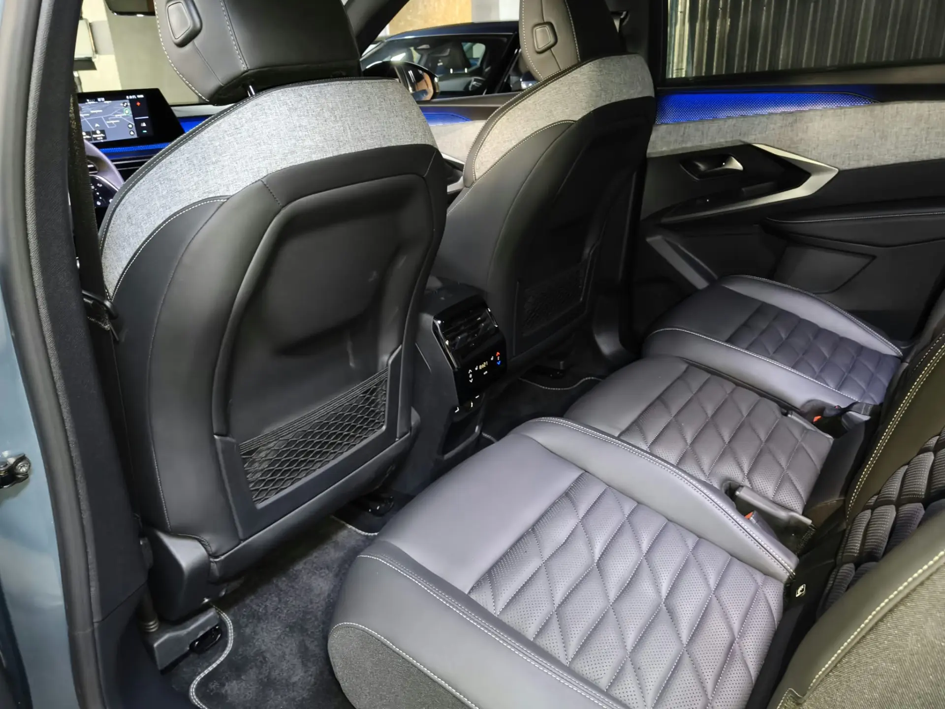 Peugeot E-5008 210 GT Exclusive 43