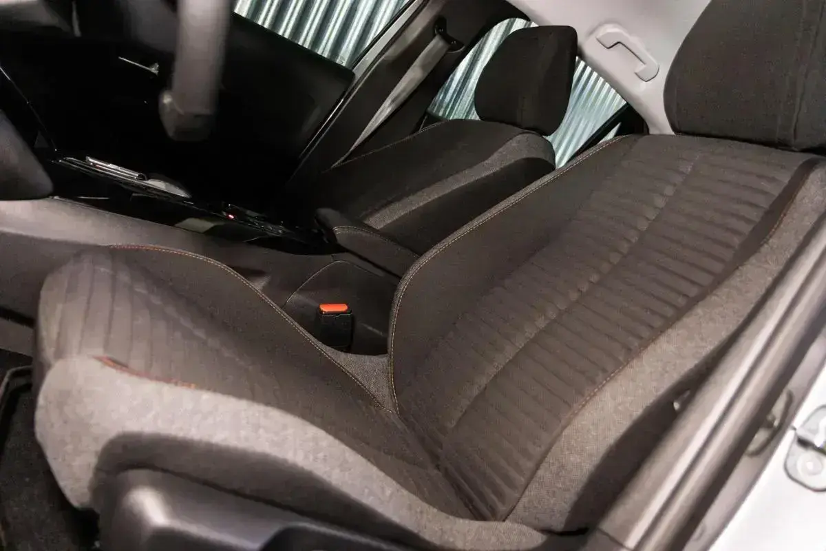 Peugeot e-208 50 kWh Allure 39