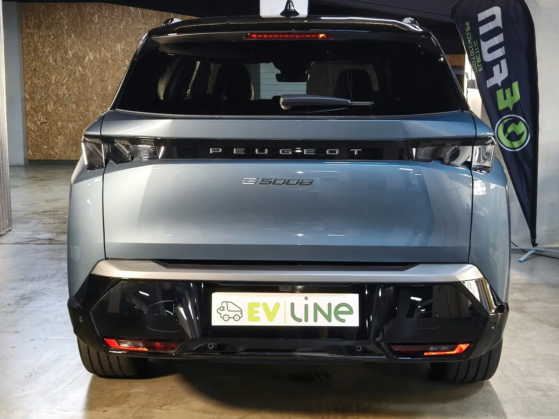 Peugeot E-5008 210 GT Exclusive 14