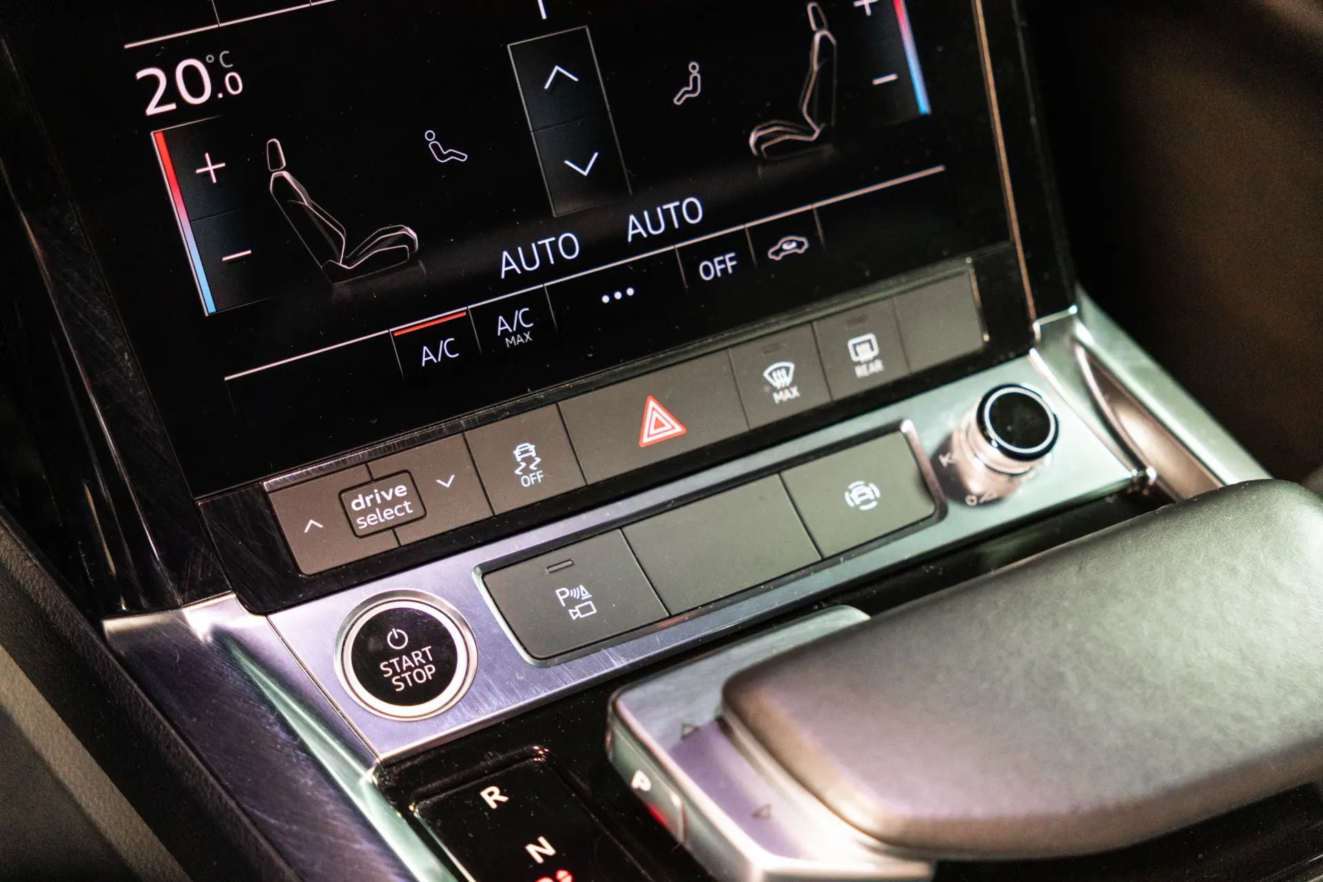 Audi e-tron 55 quattro 30