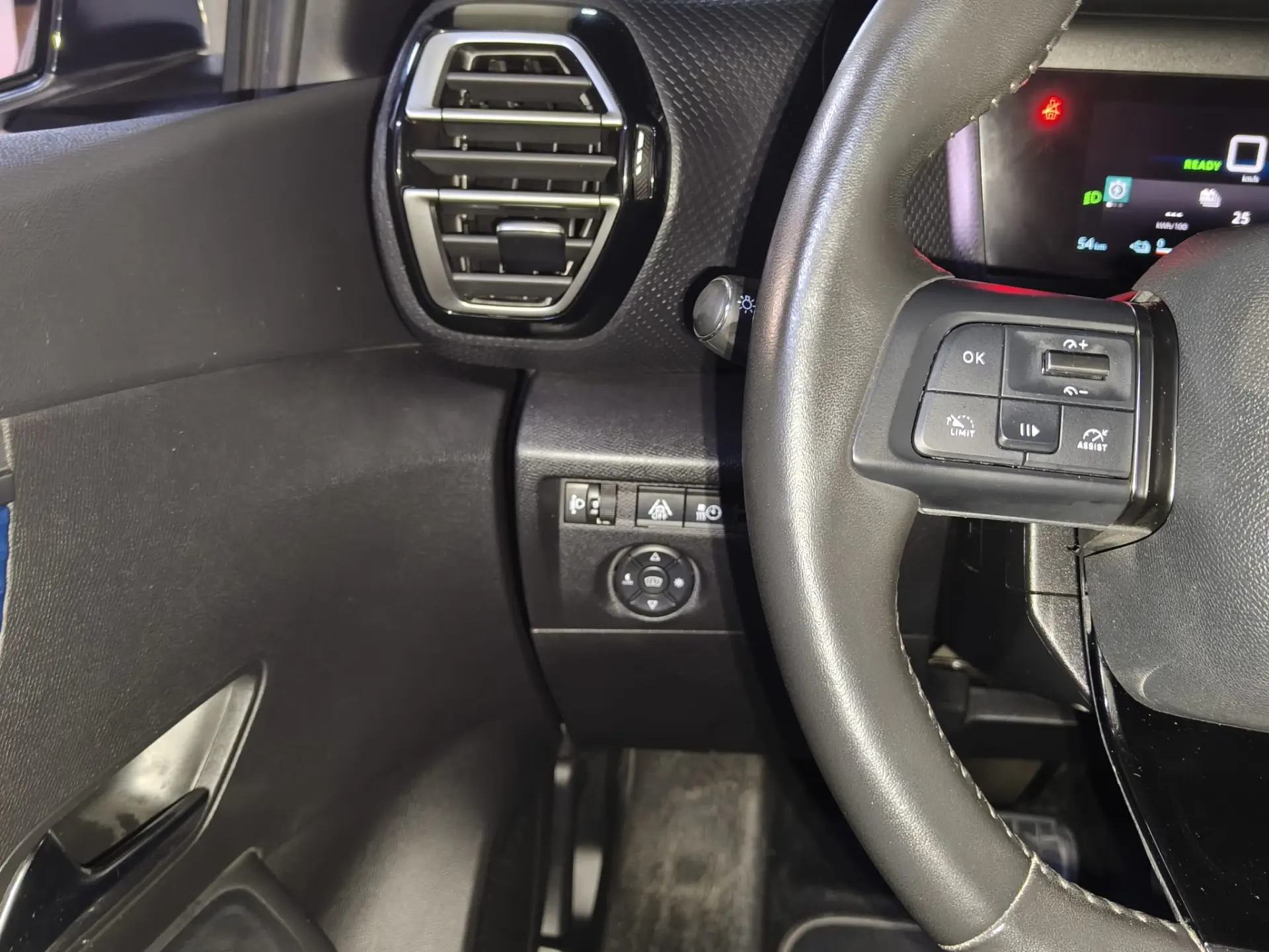 Citroen e-C4 50 kWh Feel 15