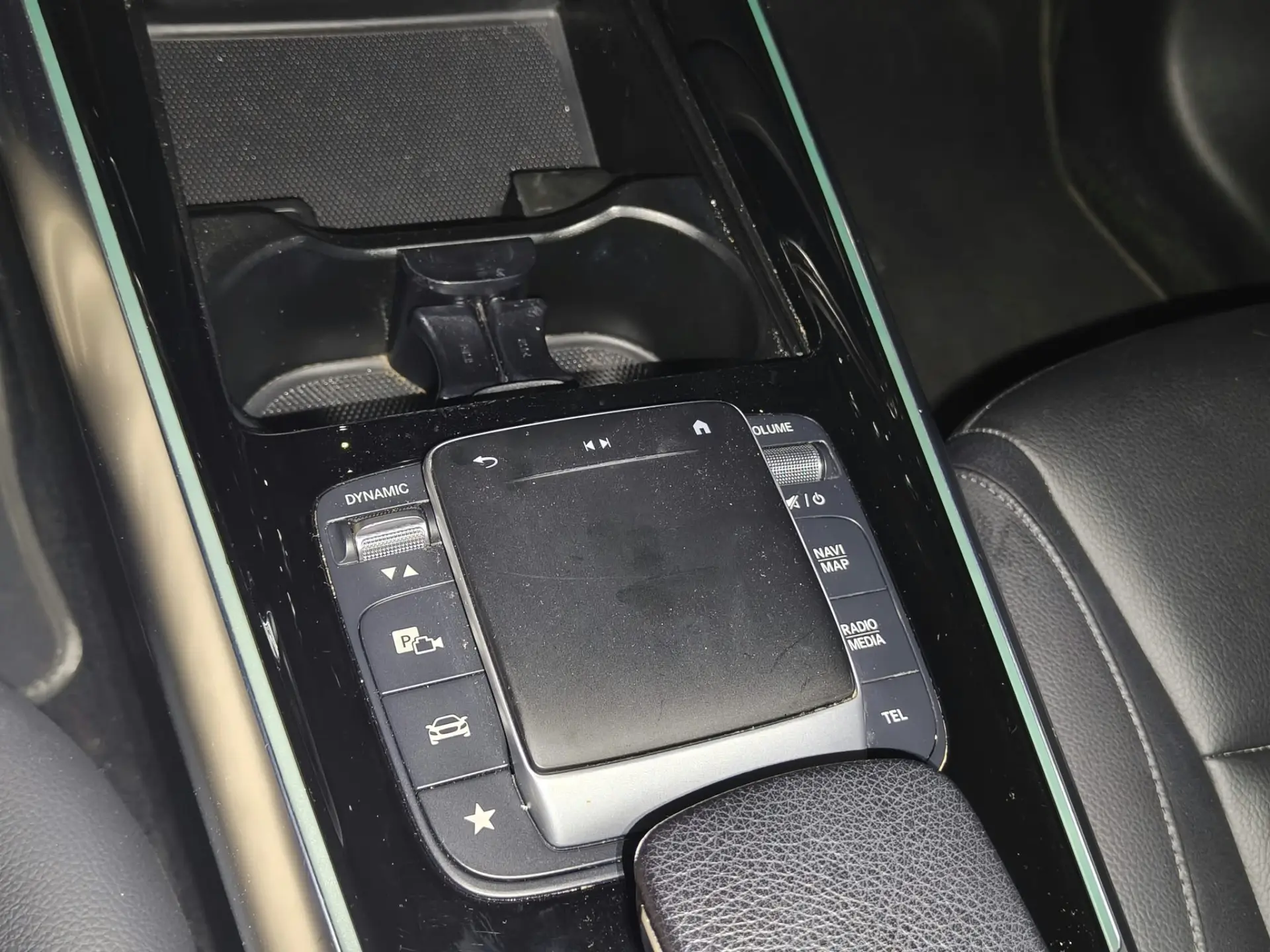 Mercedes-Benz EQA 250 Progressive 19