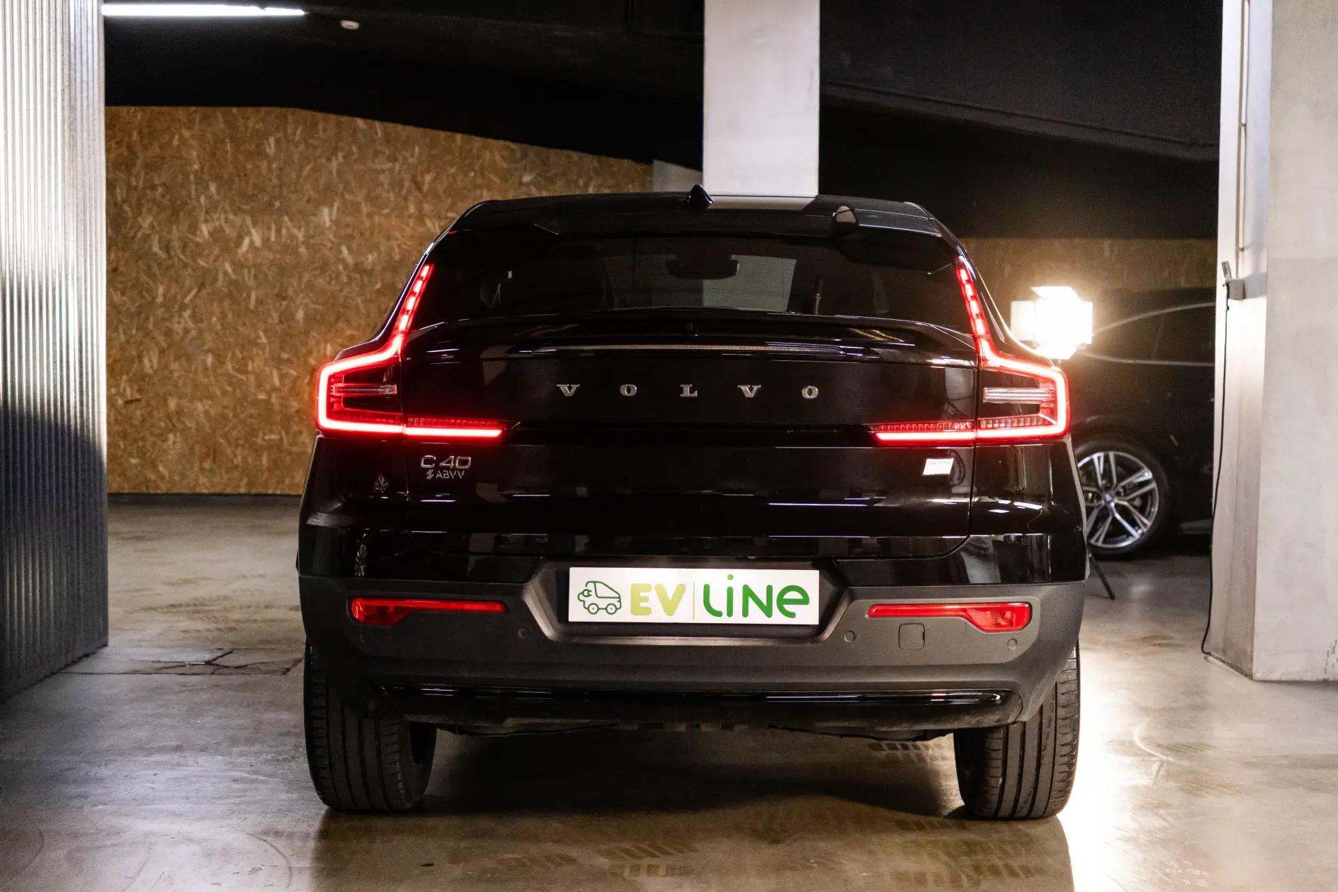 Volvo C40 Recharge 69 kWh Single Motor RWD Core 6