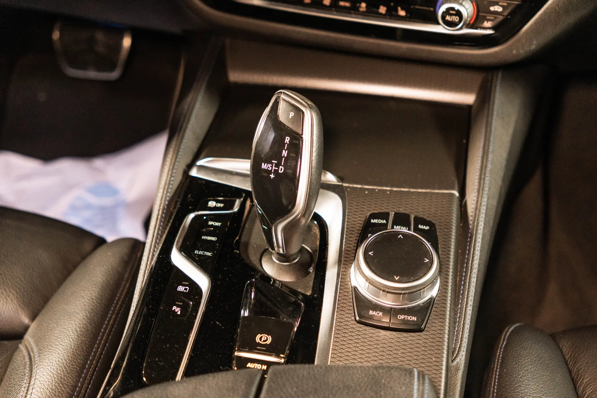 BMW 530 e Pack Desportivo M 38