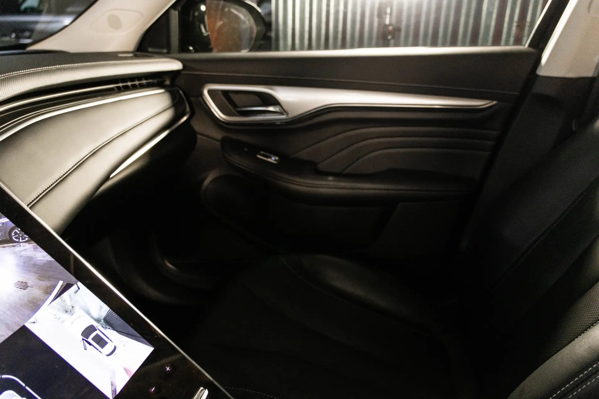 MG Marvel R 70 kWh Luxury 29